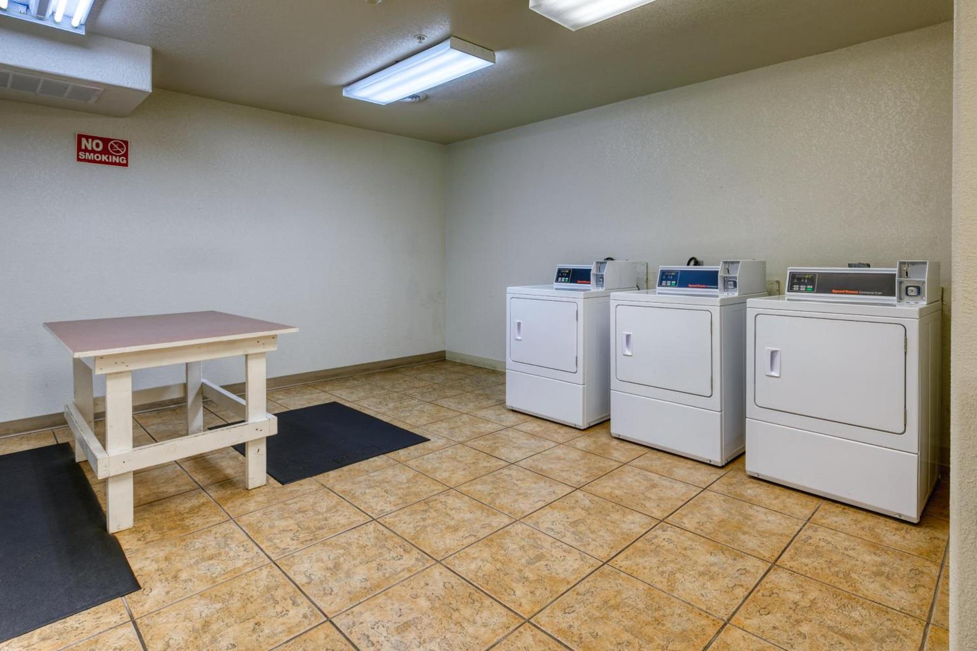 All Towne Suites photo 64