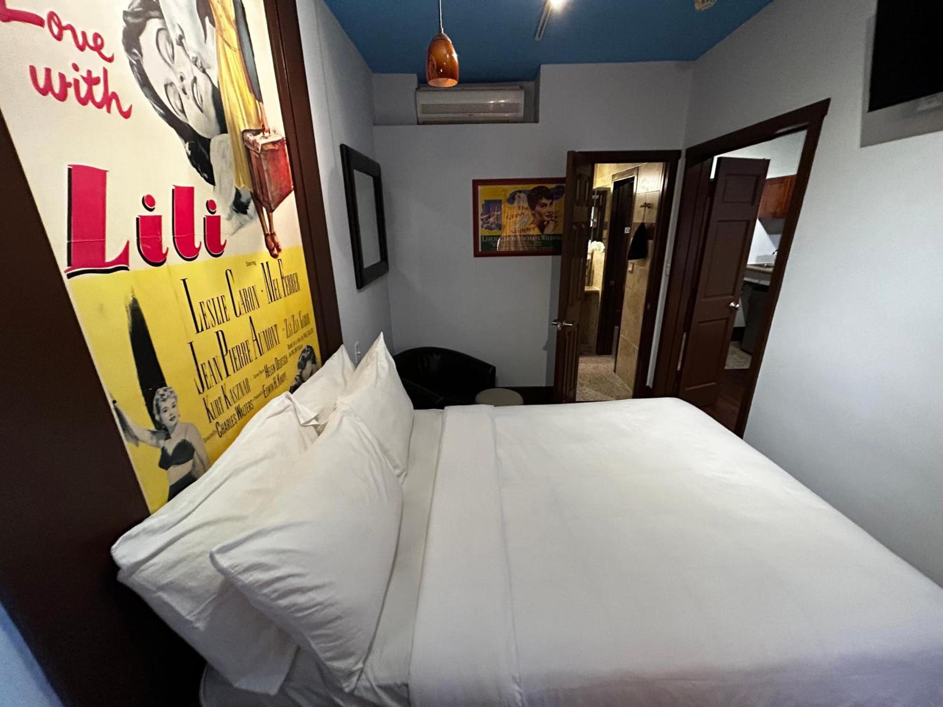 Chelsea Pines Inn photo 63