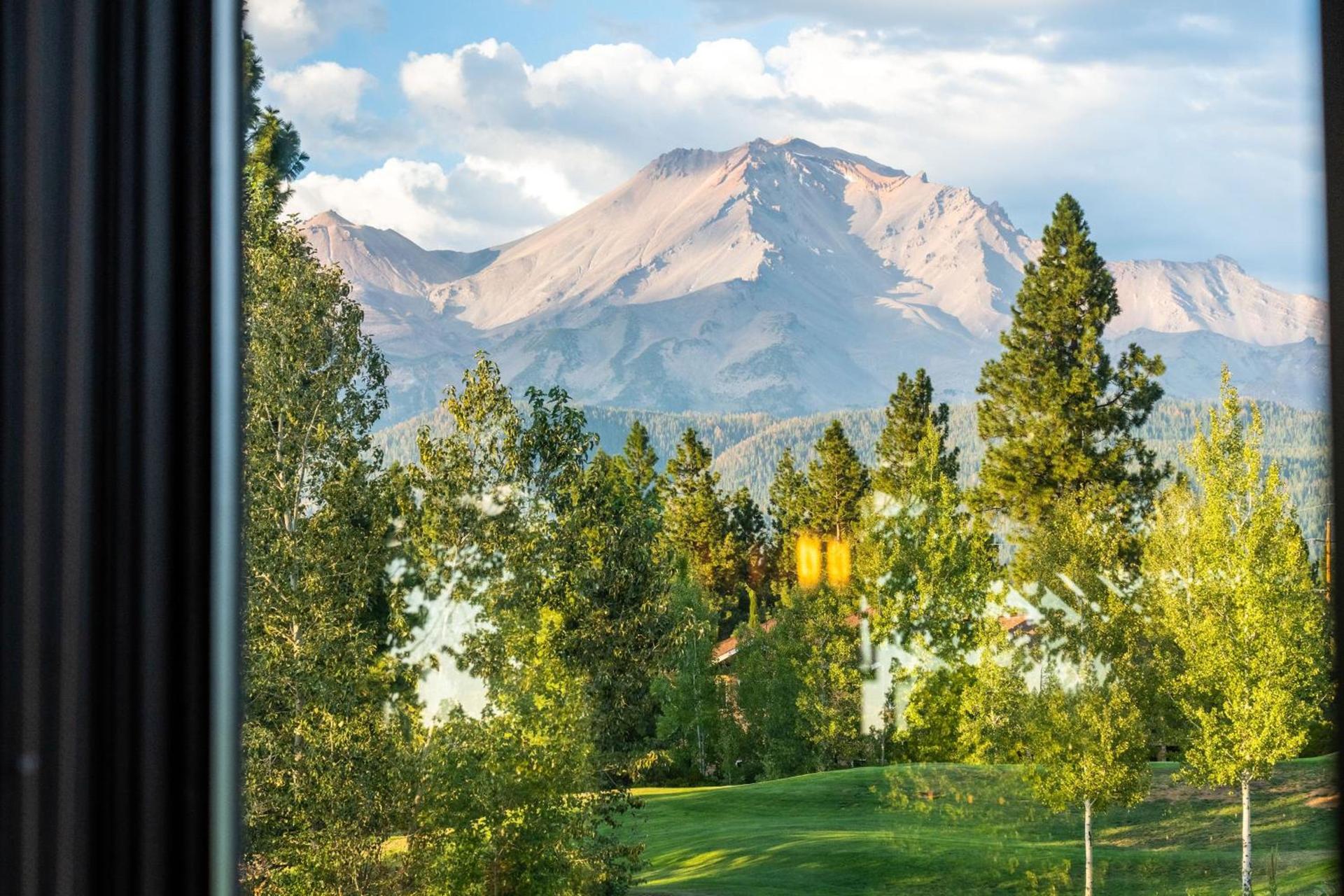 Mount Shasta Resort photo 81