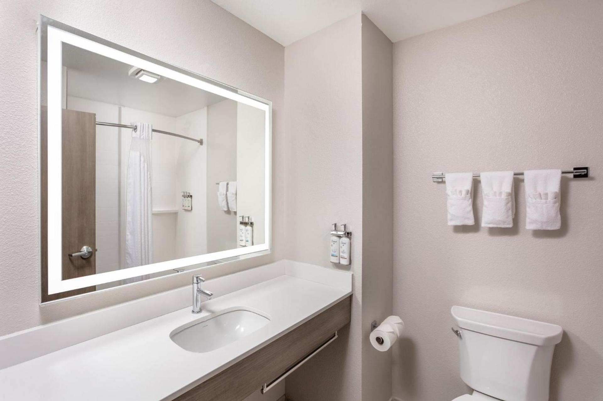 Holiday Inn Express Kearney by IHG photo 88