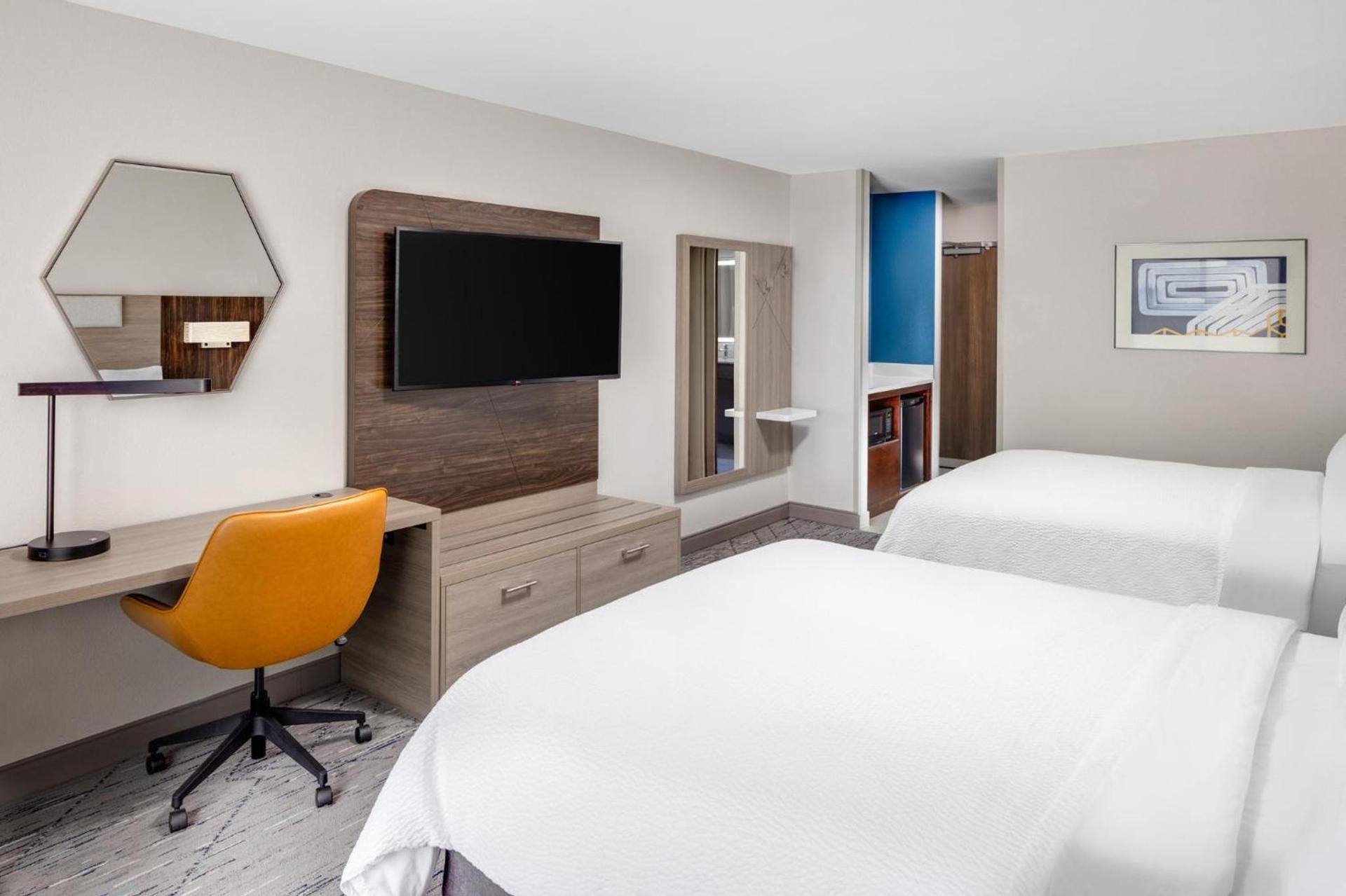 Holiday Inn Express Kearney by IHG photo 82