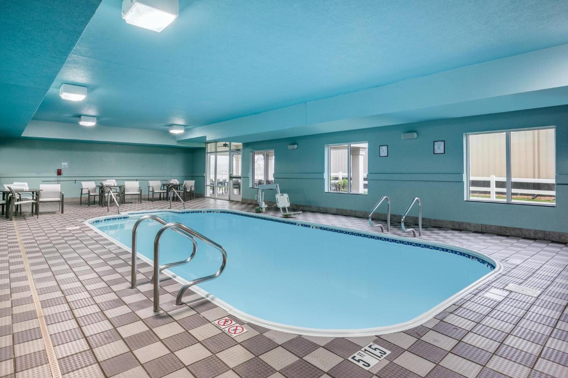 Holiday Inn Express Kearney by IHG photo 70