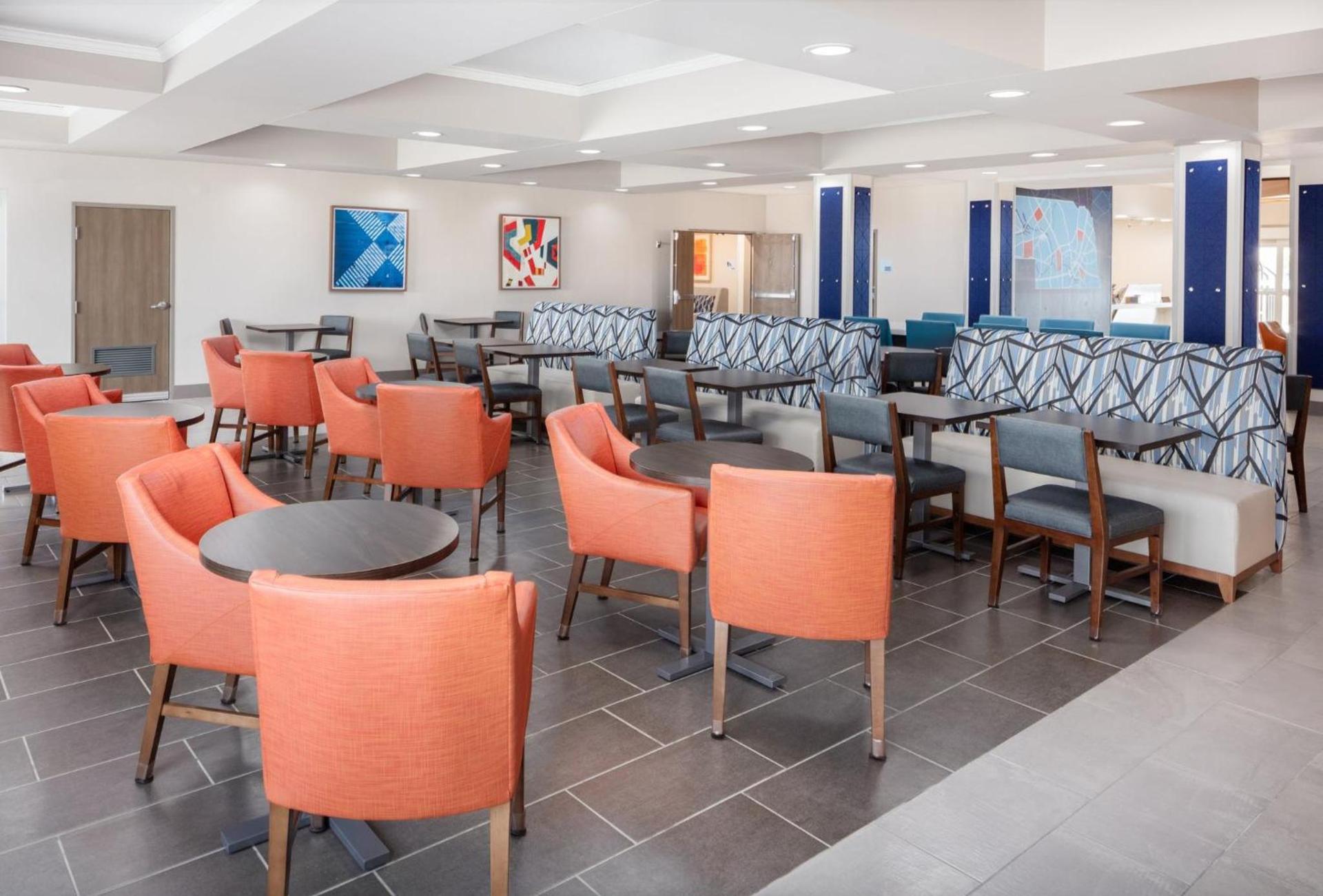 Holiday Inn Express Kearney by IHG photo 67