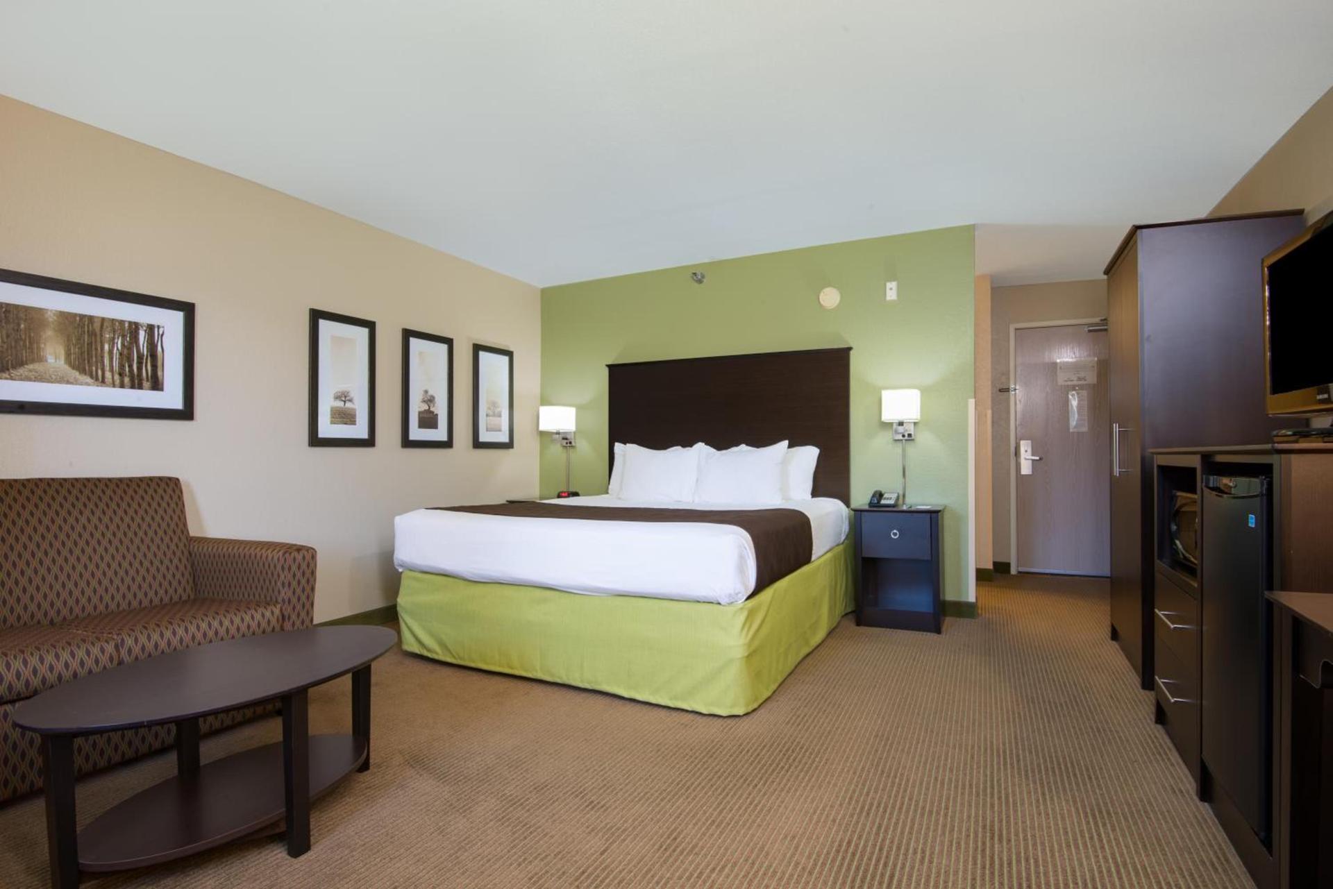 AmericInn by Wyndham Okoboji photo 56