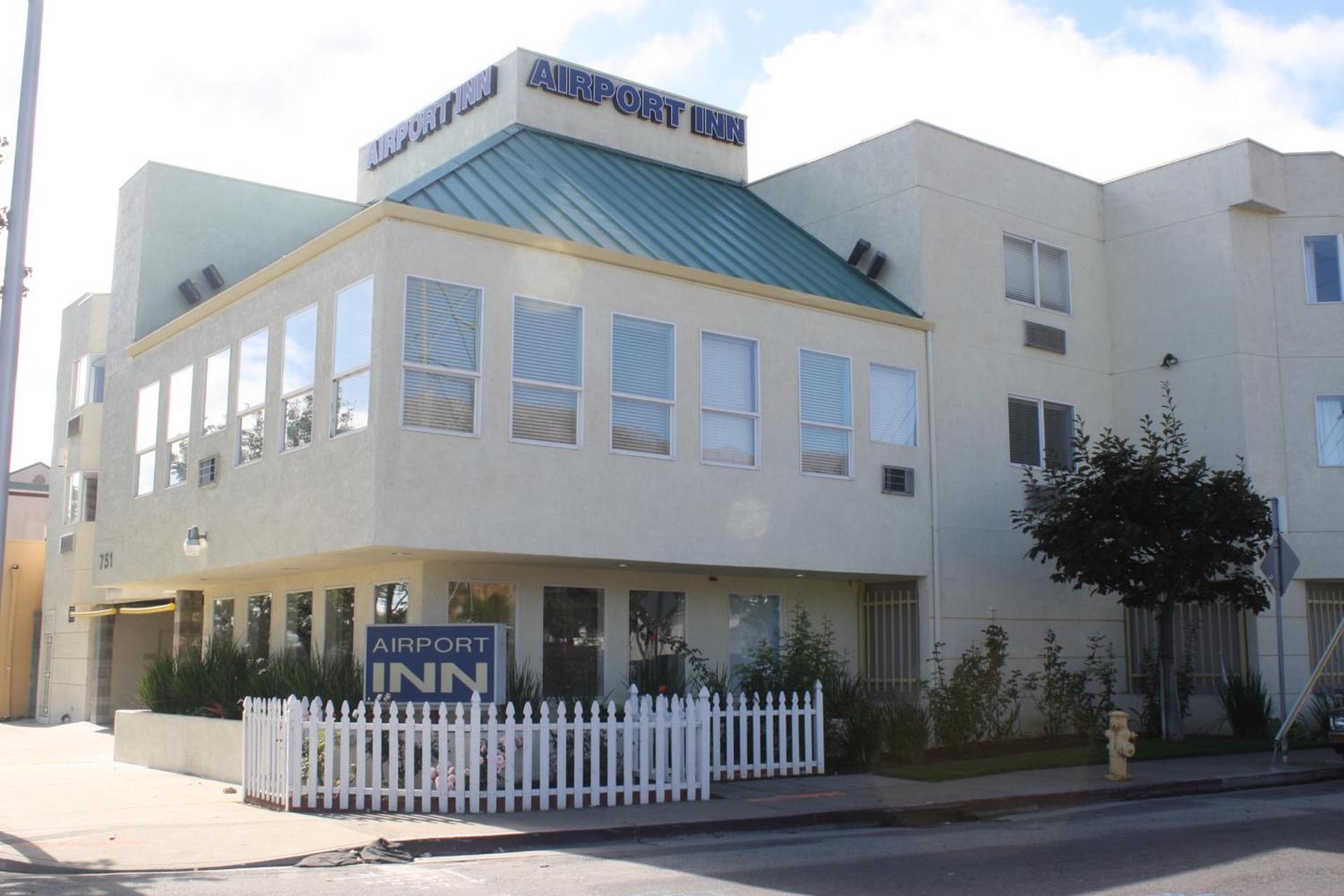 Airport Inn photo 69