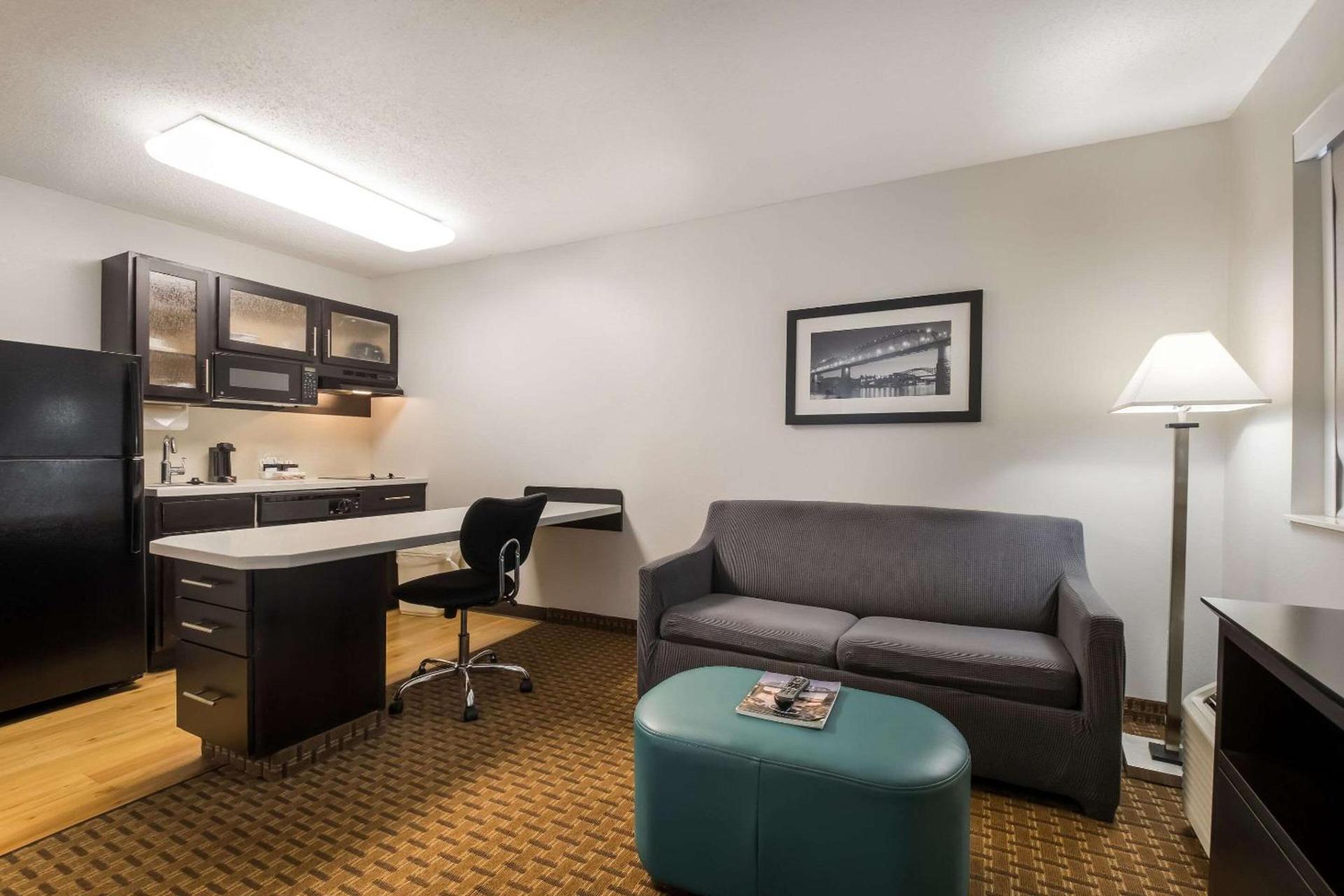 MainStay Suites Chattanooga Hamilton Place photo 42