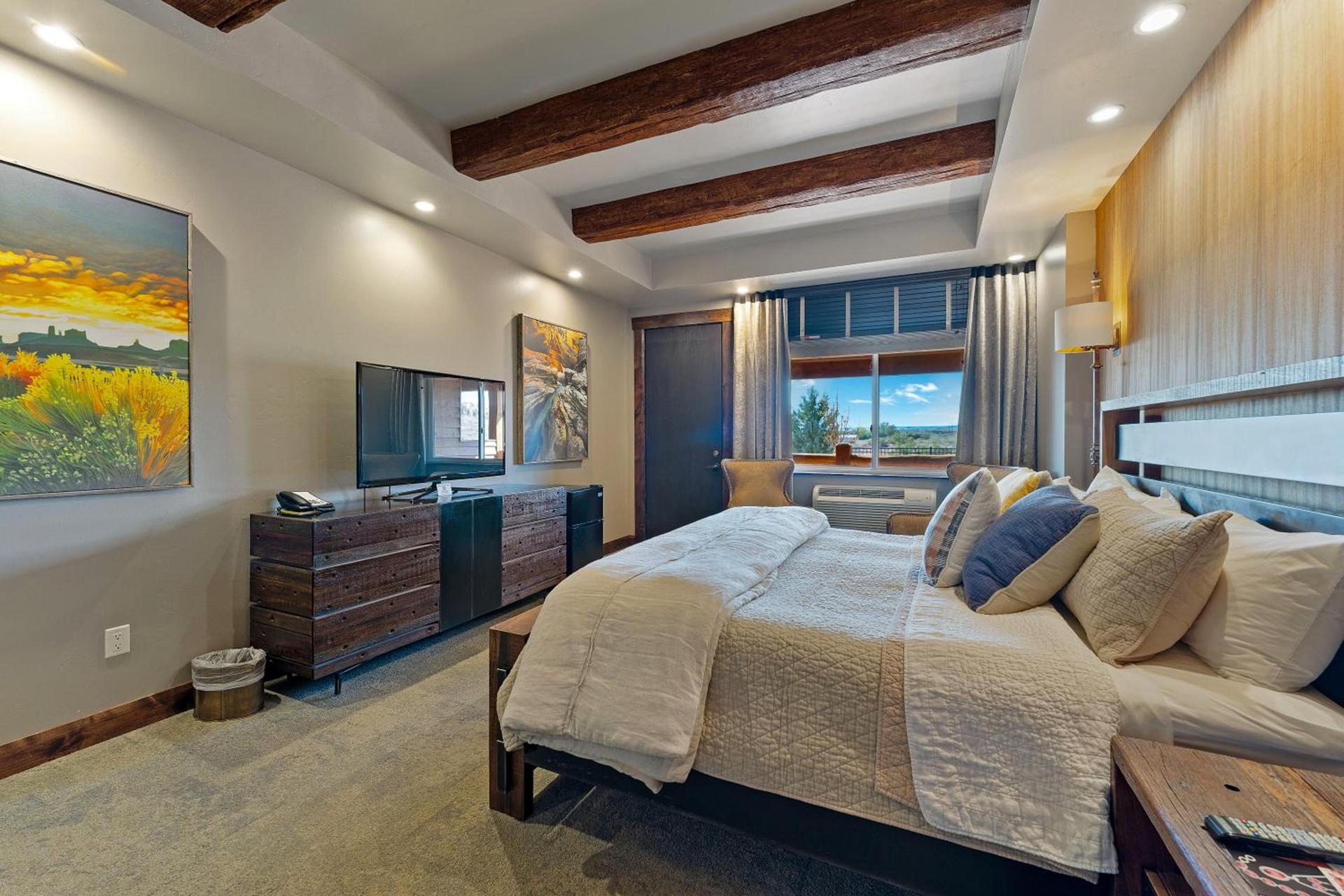Desert Rose Resort & Cabins photo 8