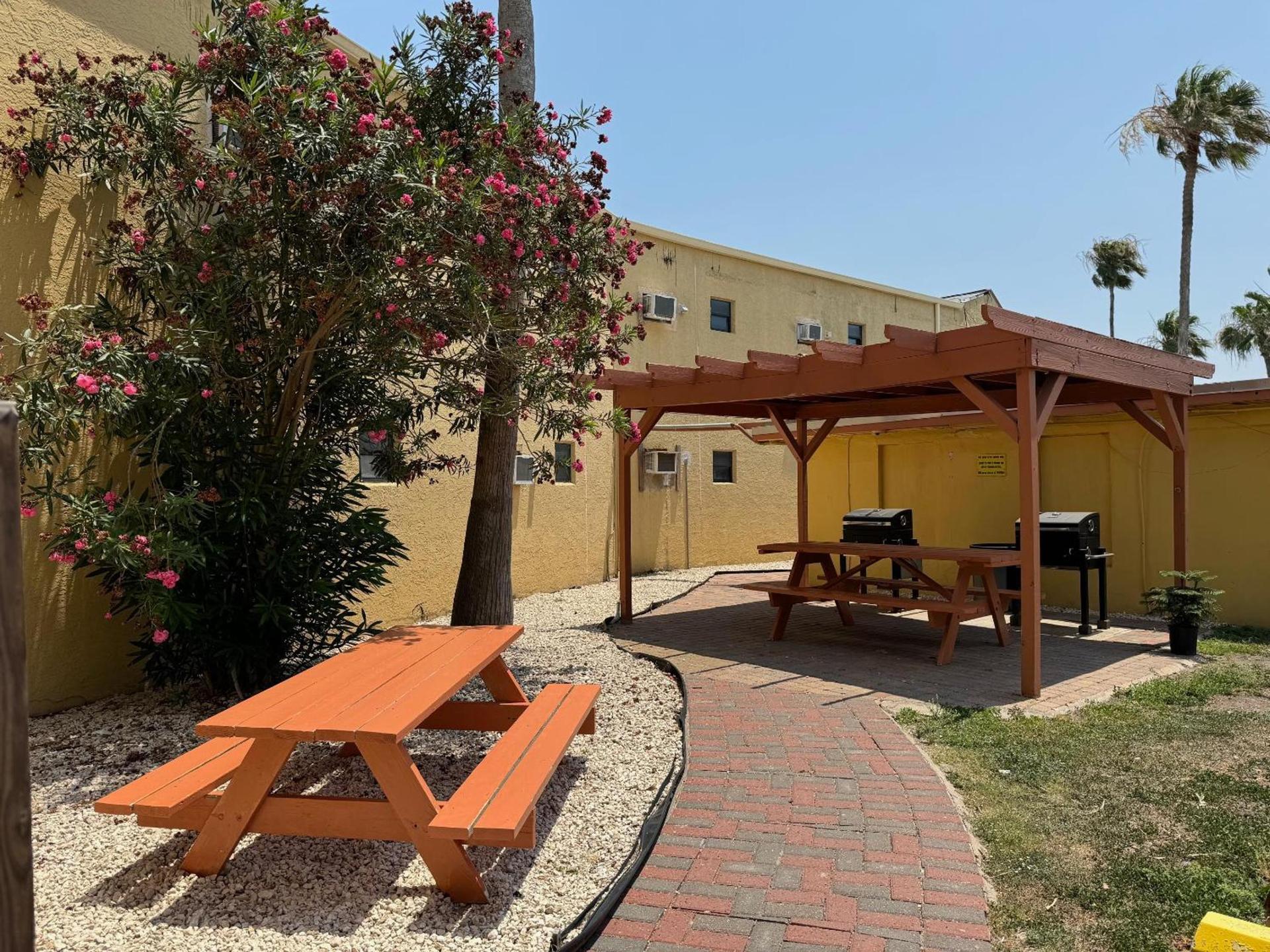Southwind Inn photo 57