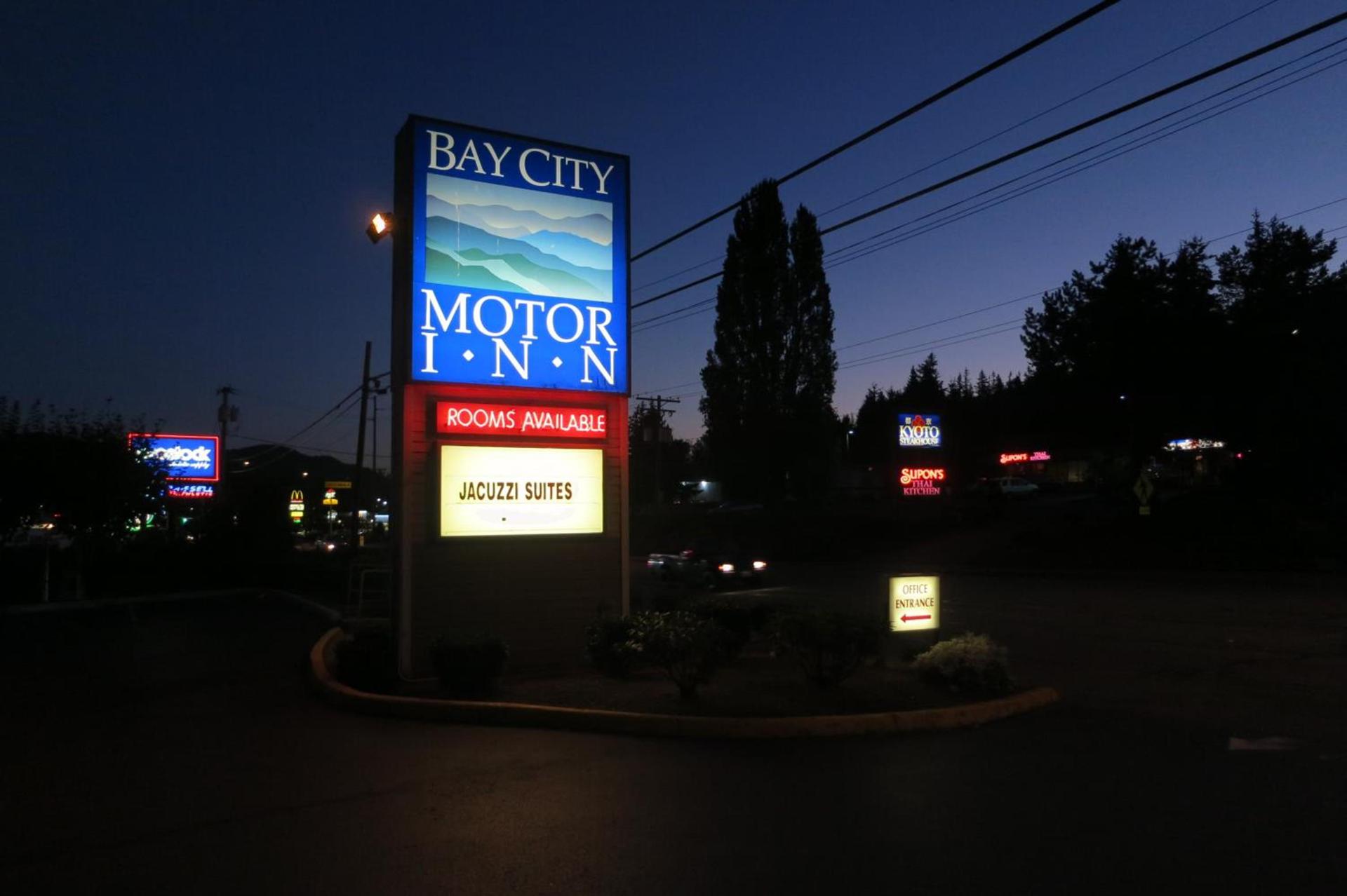 Bay City Inn photo 22