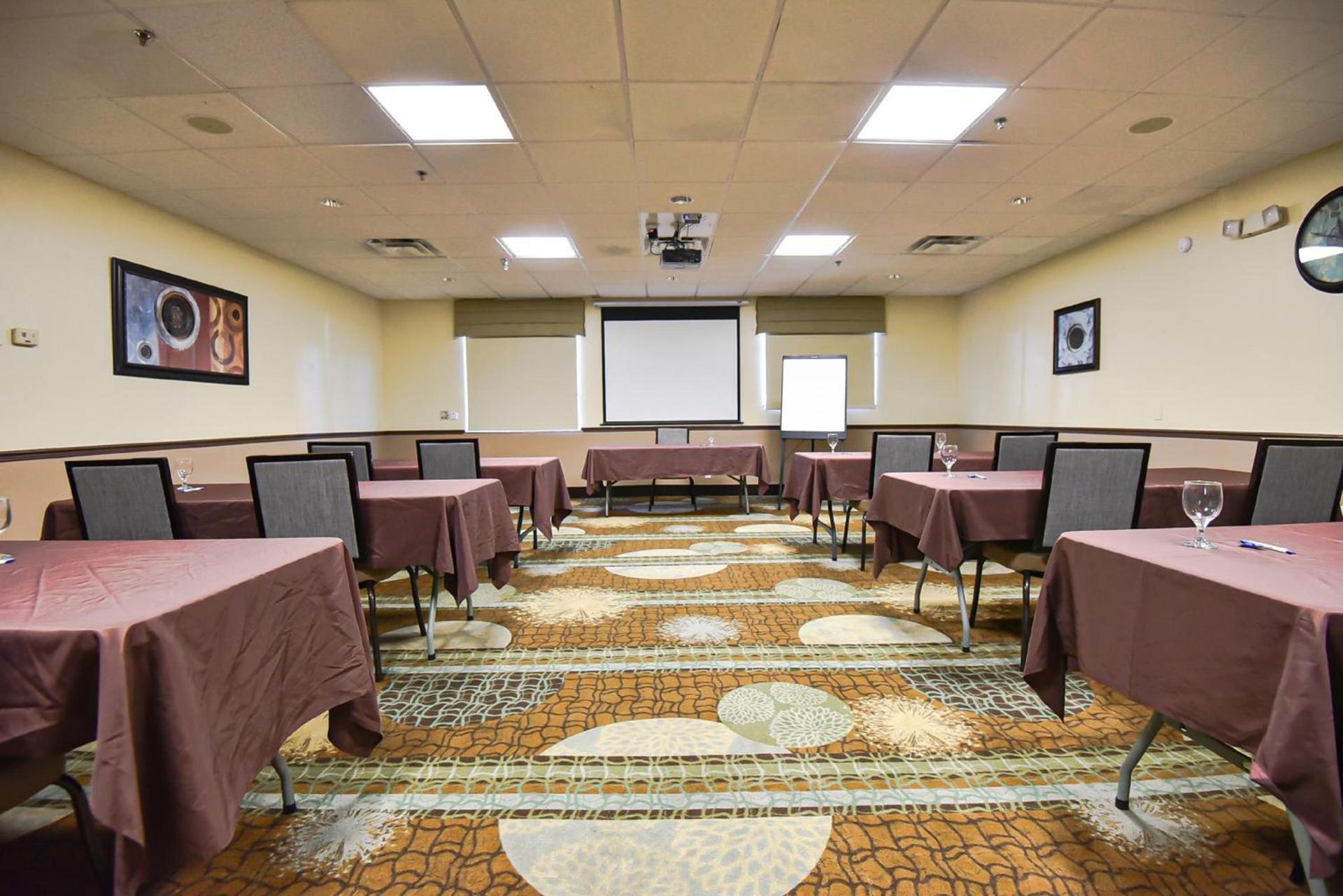 Holiday Inn Express & Suites Cocoa by IHG photo 64