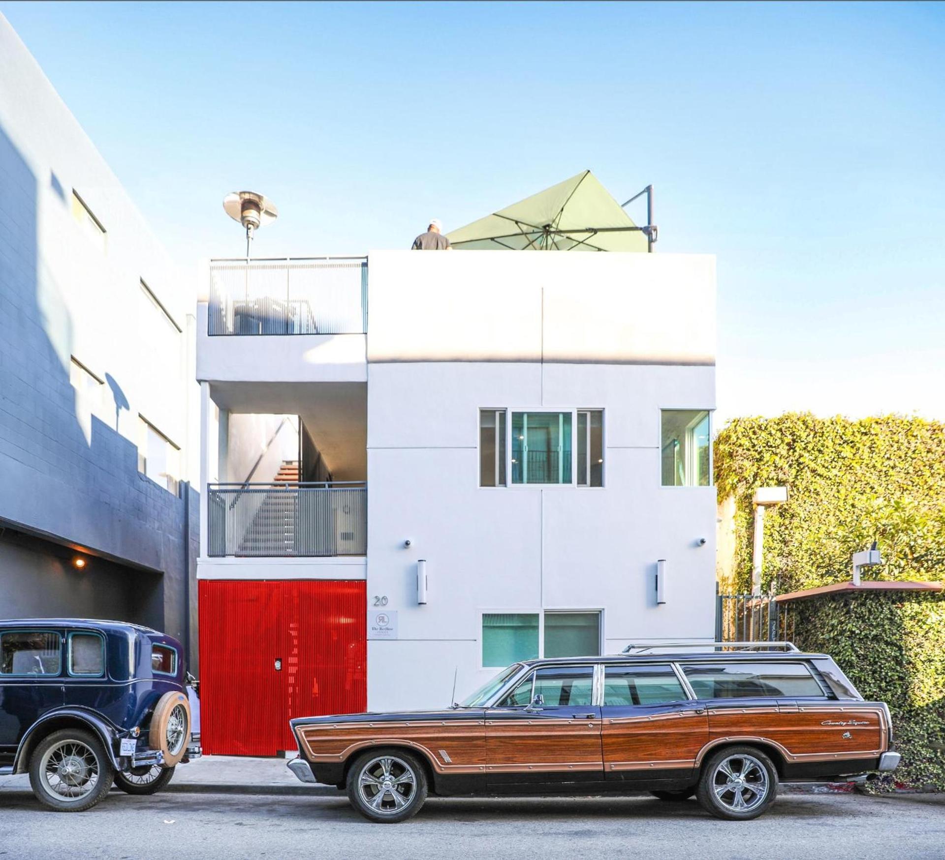The Redline Venice photo 25