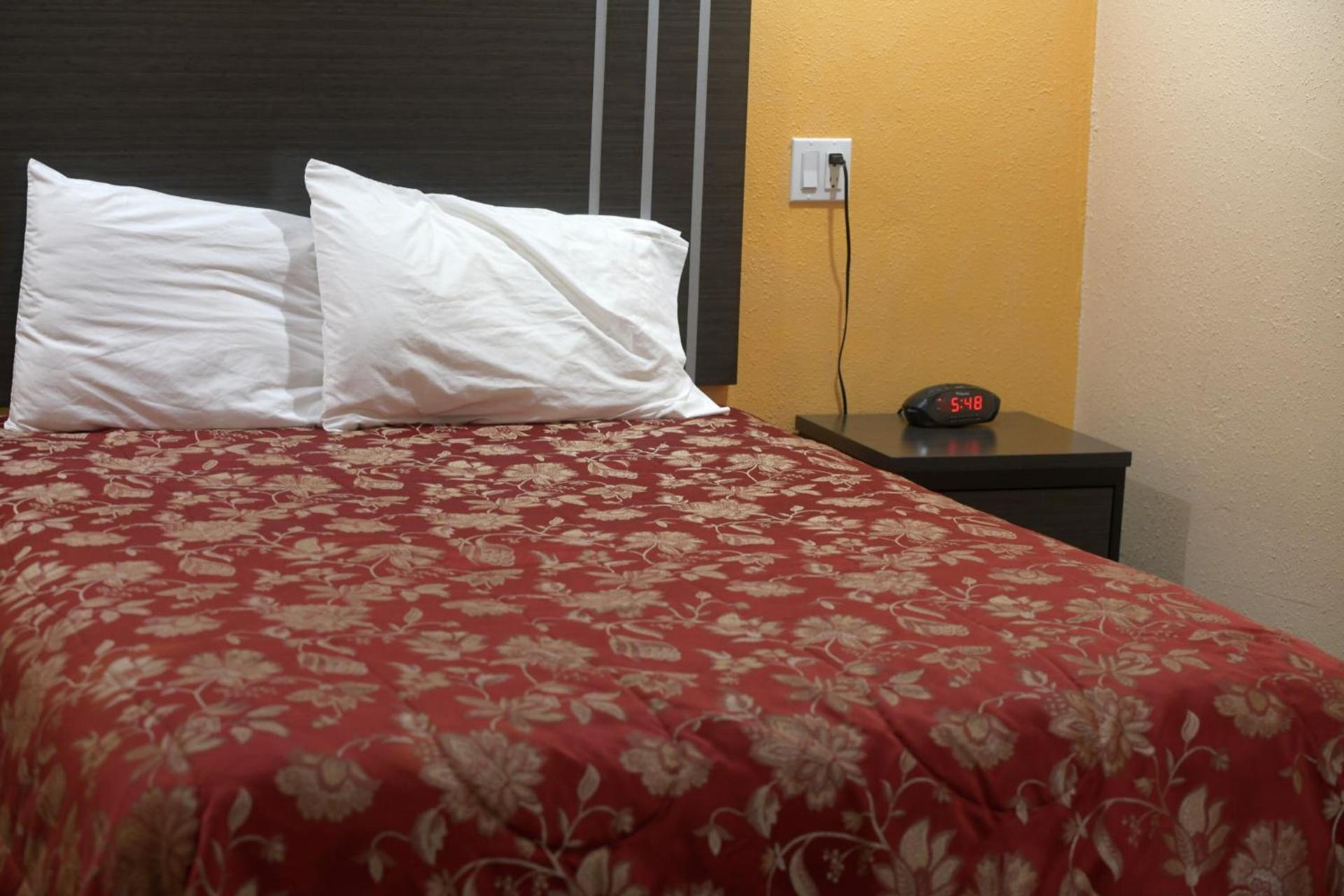 A-1 Budget Motel photo 54