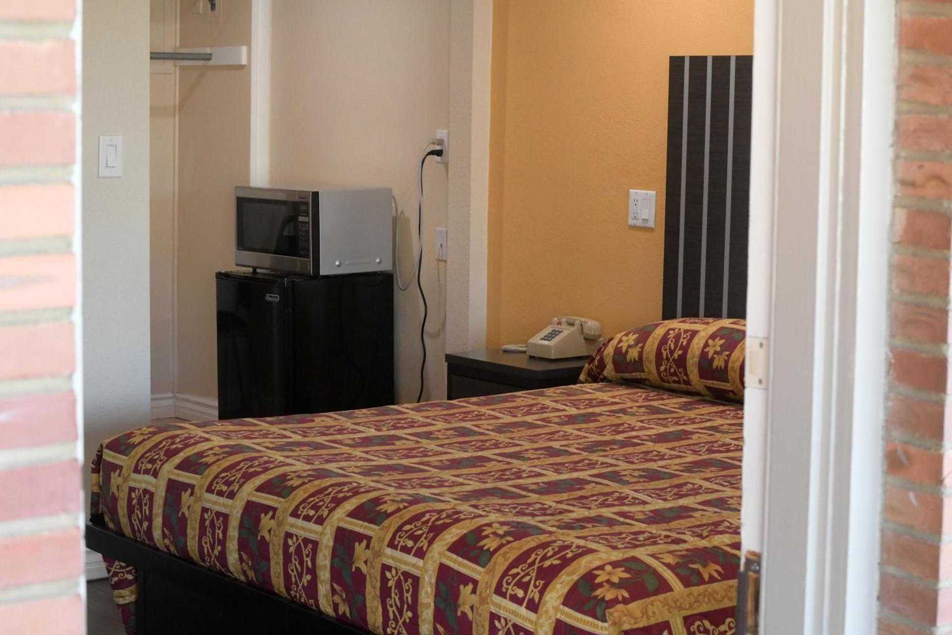 A-1 Budget Motel photo 57