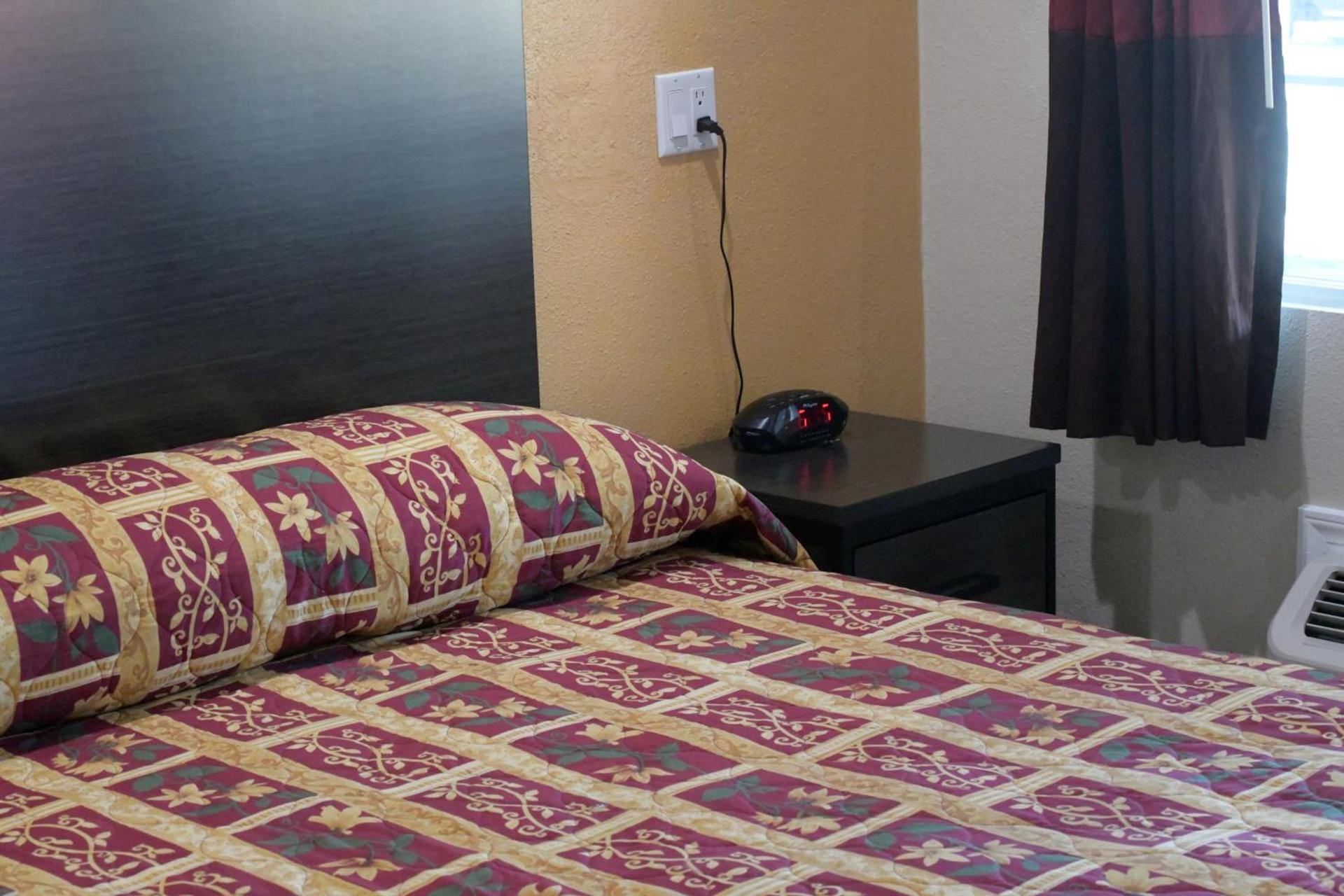 A-1 Budget Motel photo 68