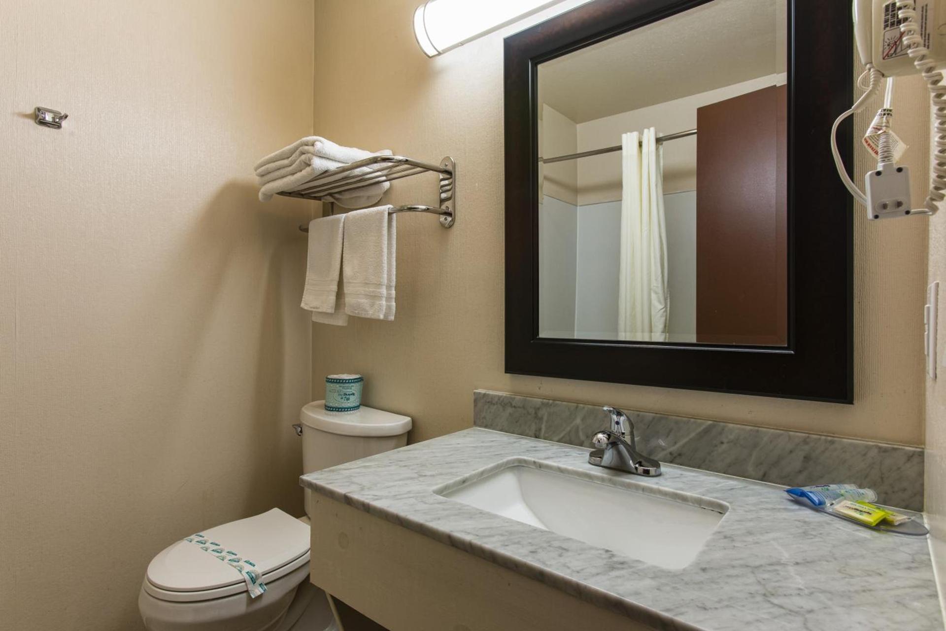 Coachman Inn photo 18