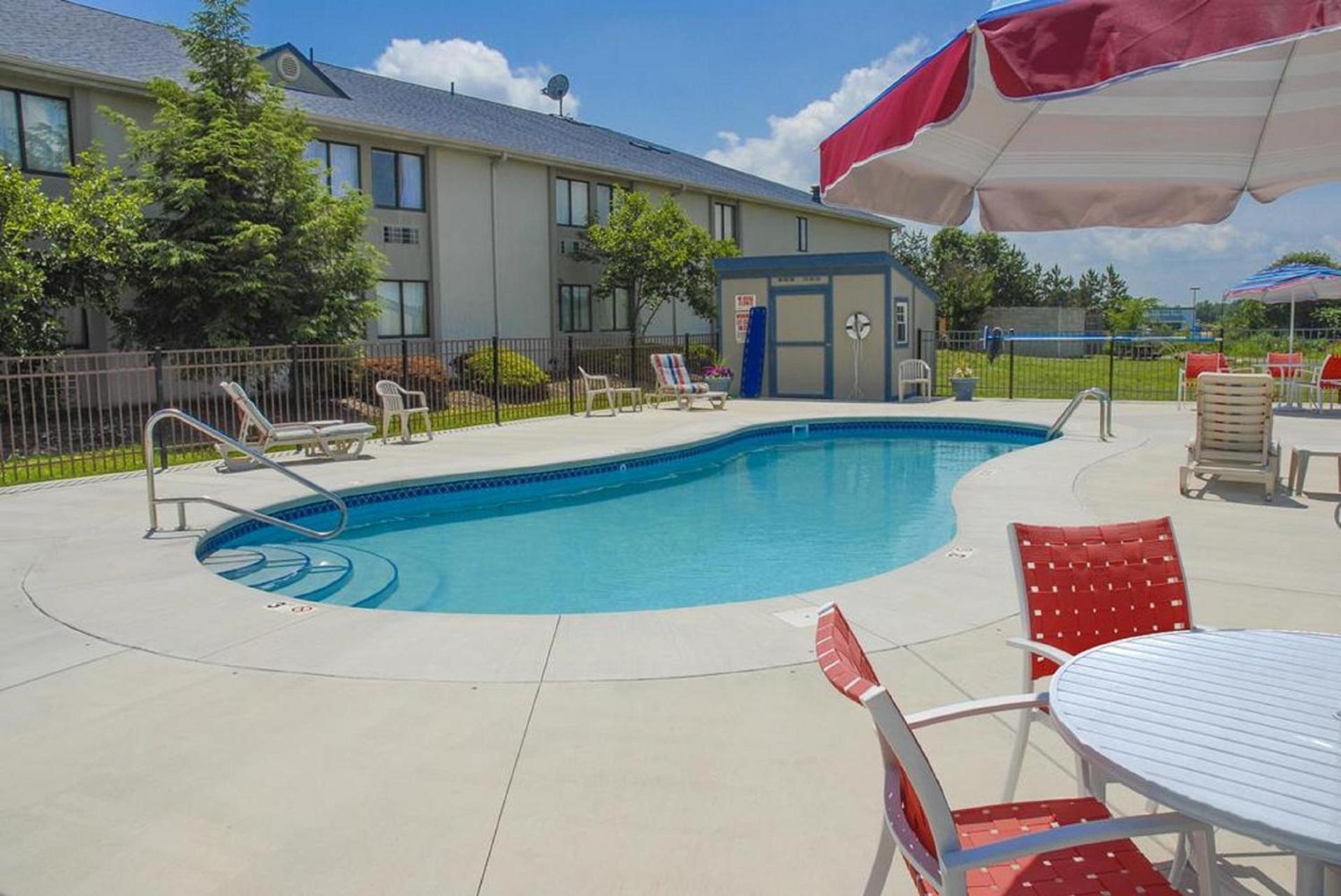 Quality Inn Austintown-Youngstown West photo 49