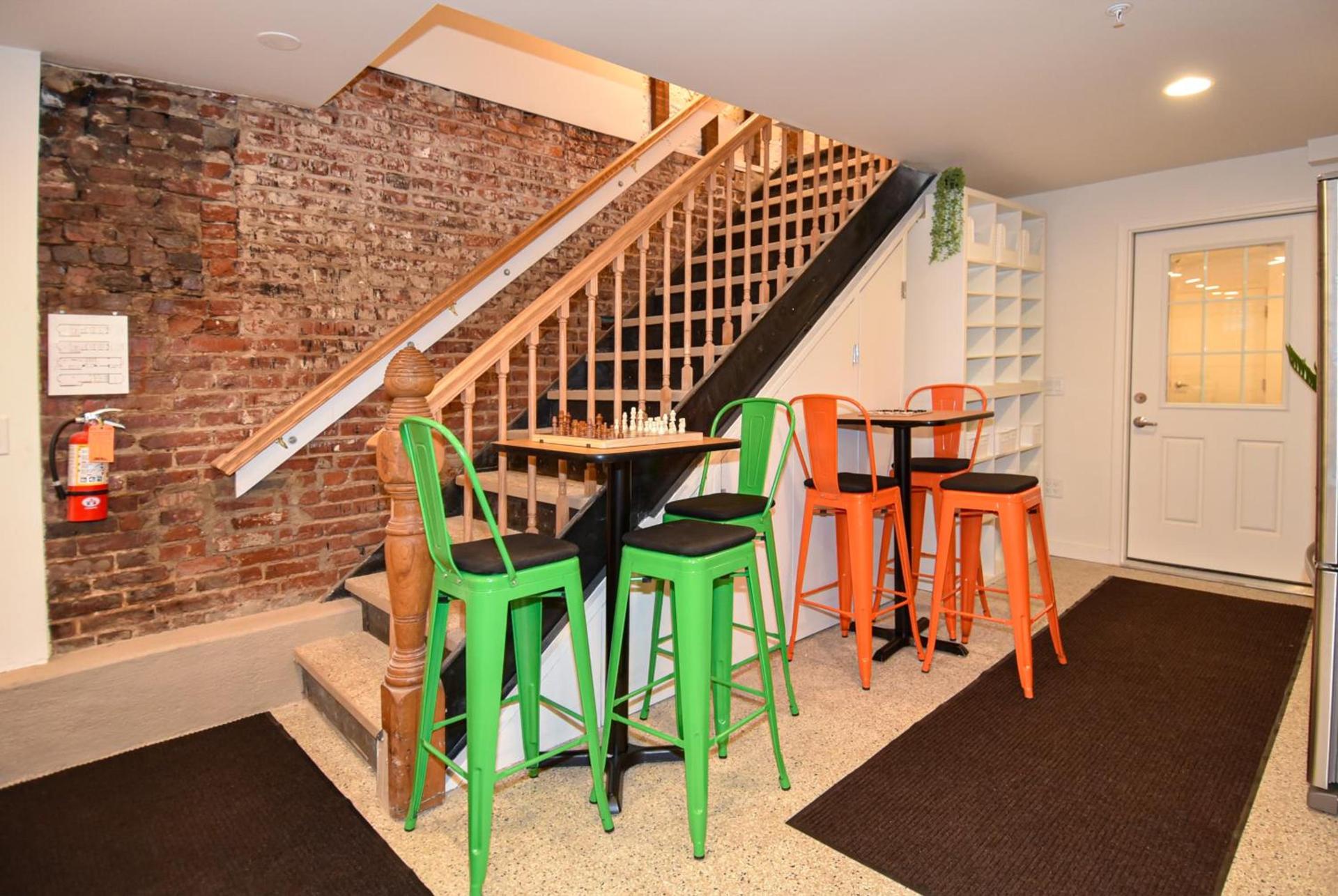 Caravan Hostel DC photo 17