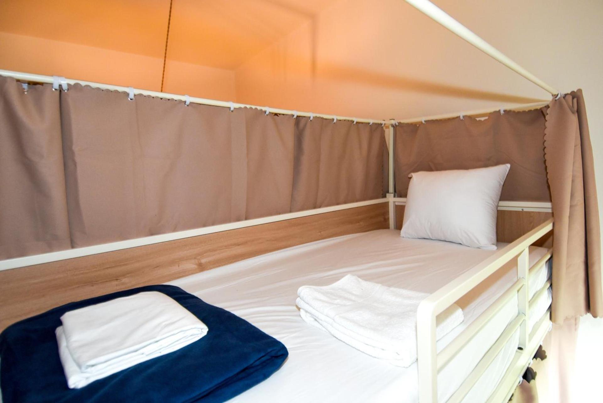 Caravan Hostel DC photo 13