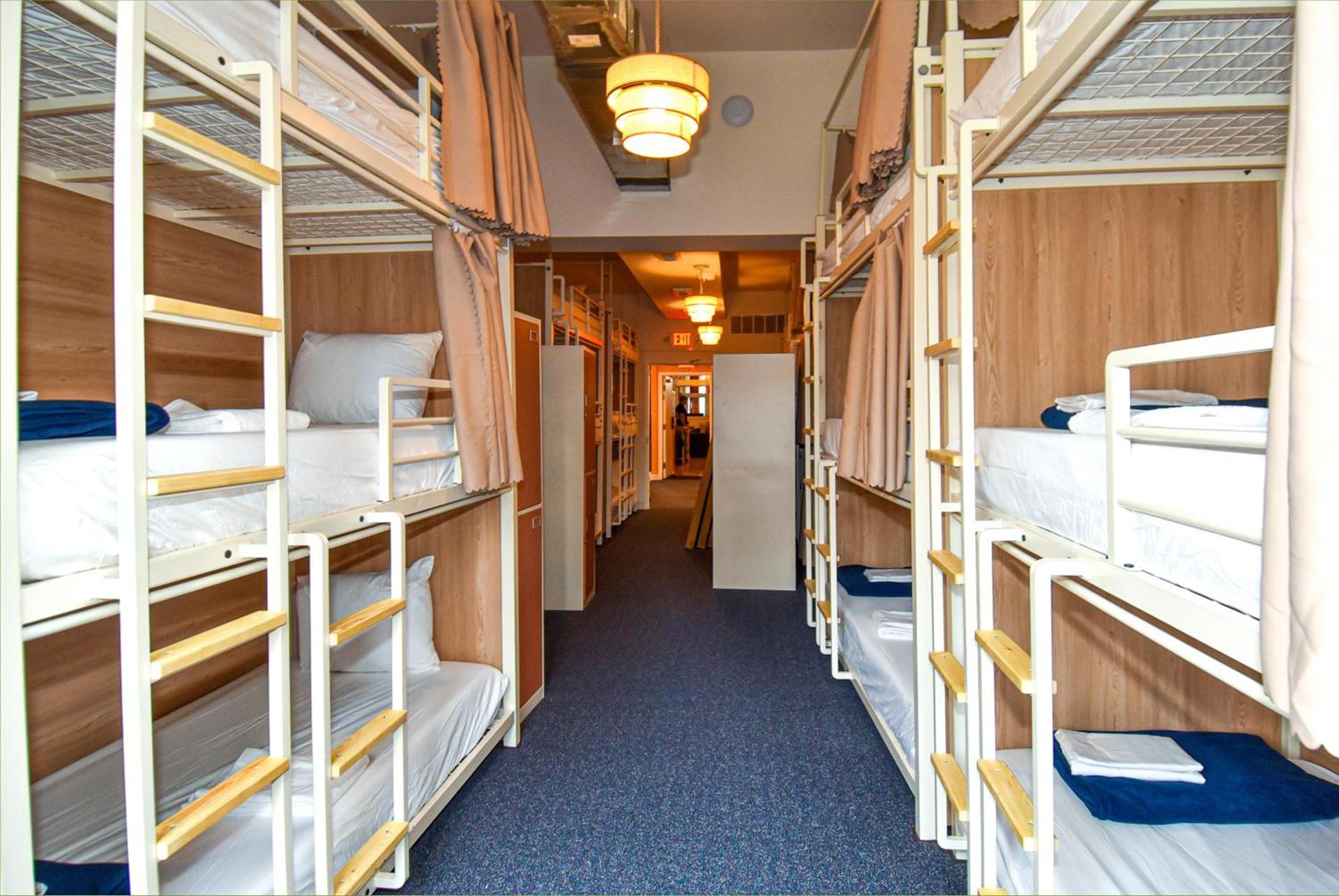 Caravan Hostel DC photo 21