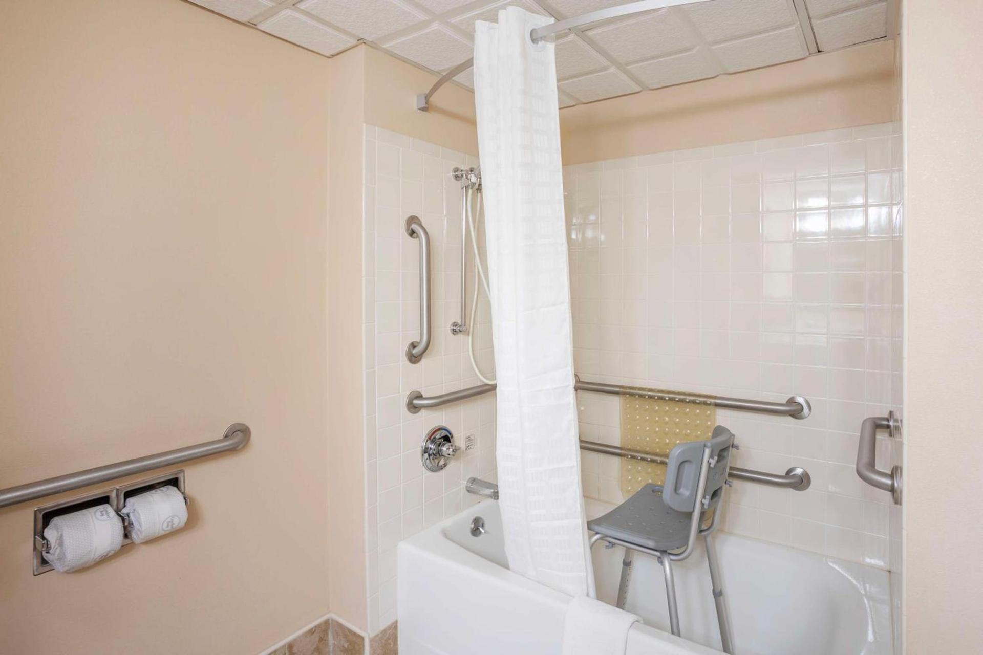Best Western Inn at Blakeslee-Pocono photo 31