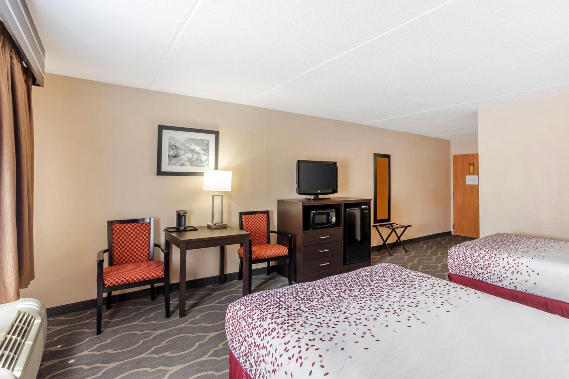 Best Western Inn at Blakeslee-Pocono photo 45