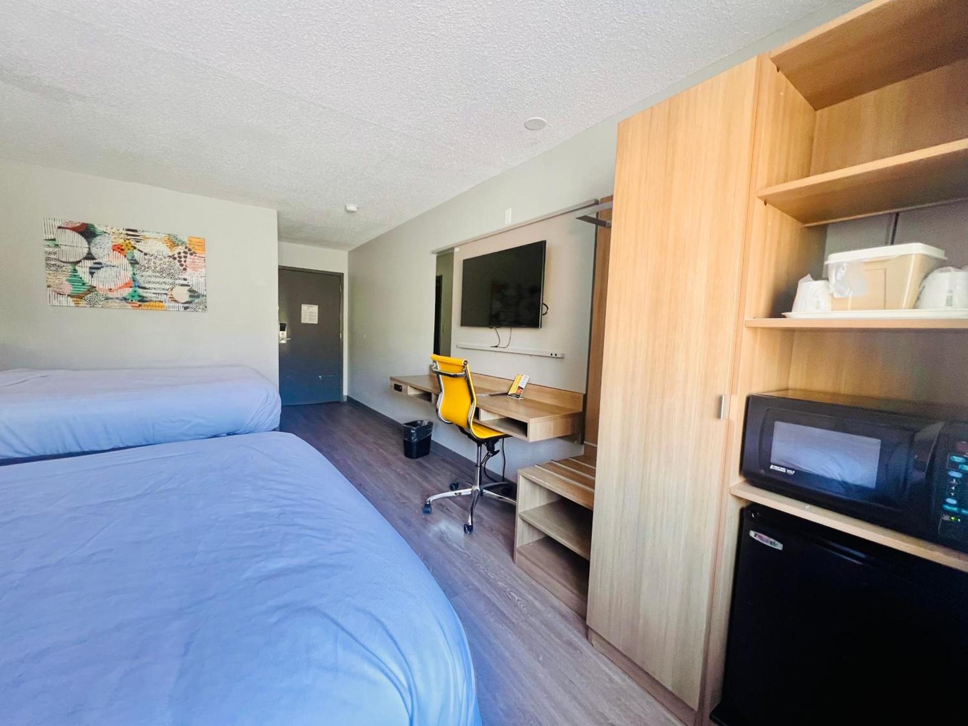 Microtel Inn by Wyndham Lexington photo 13