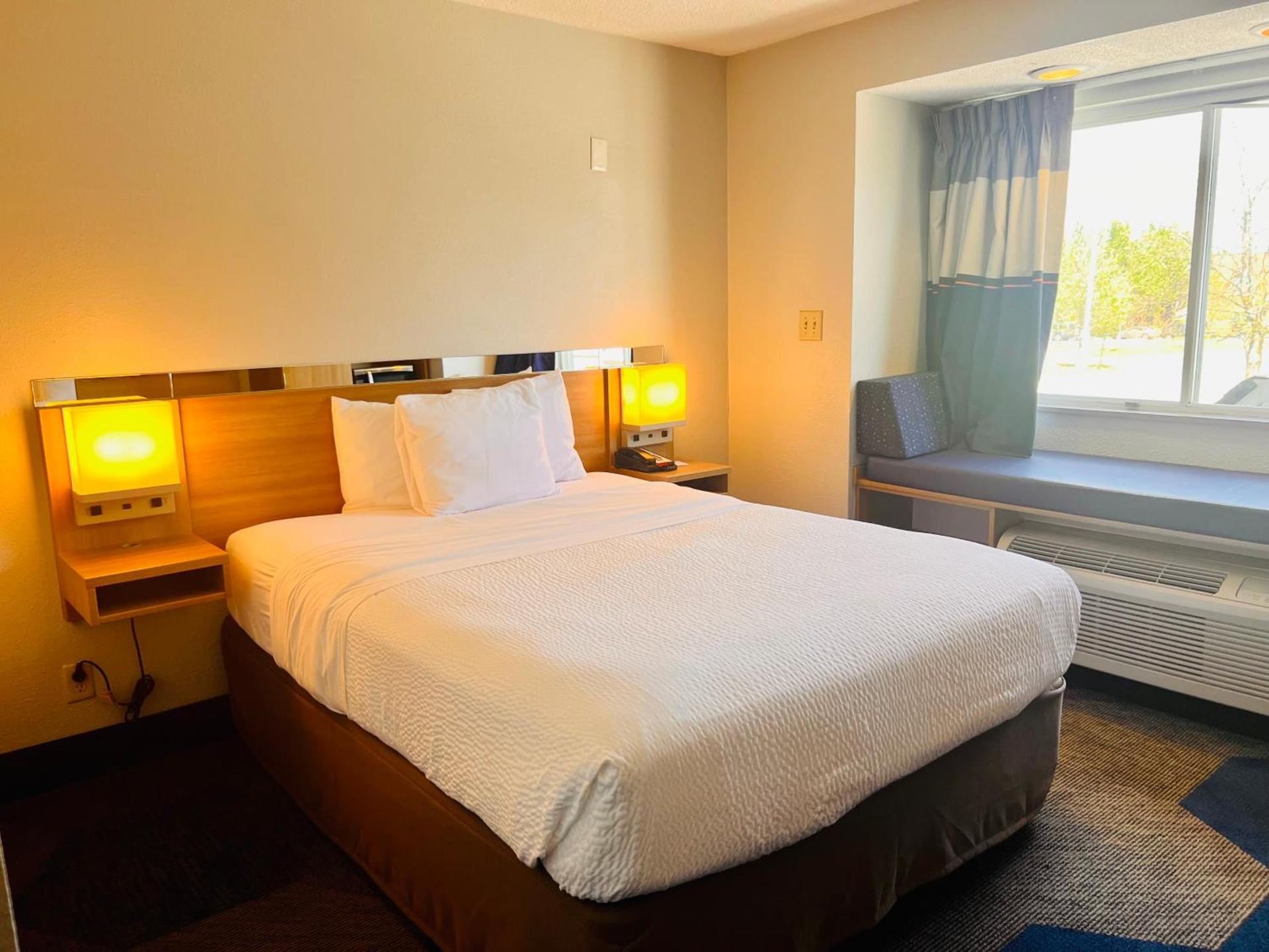 Microtel Inn by Wyndham Lexington photo 20