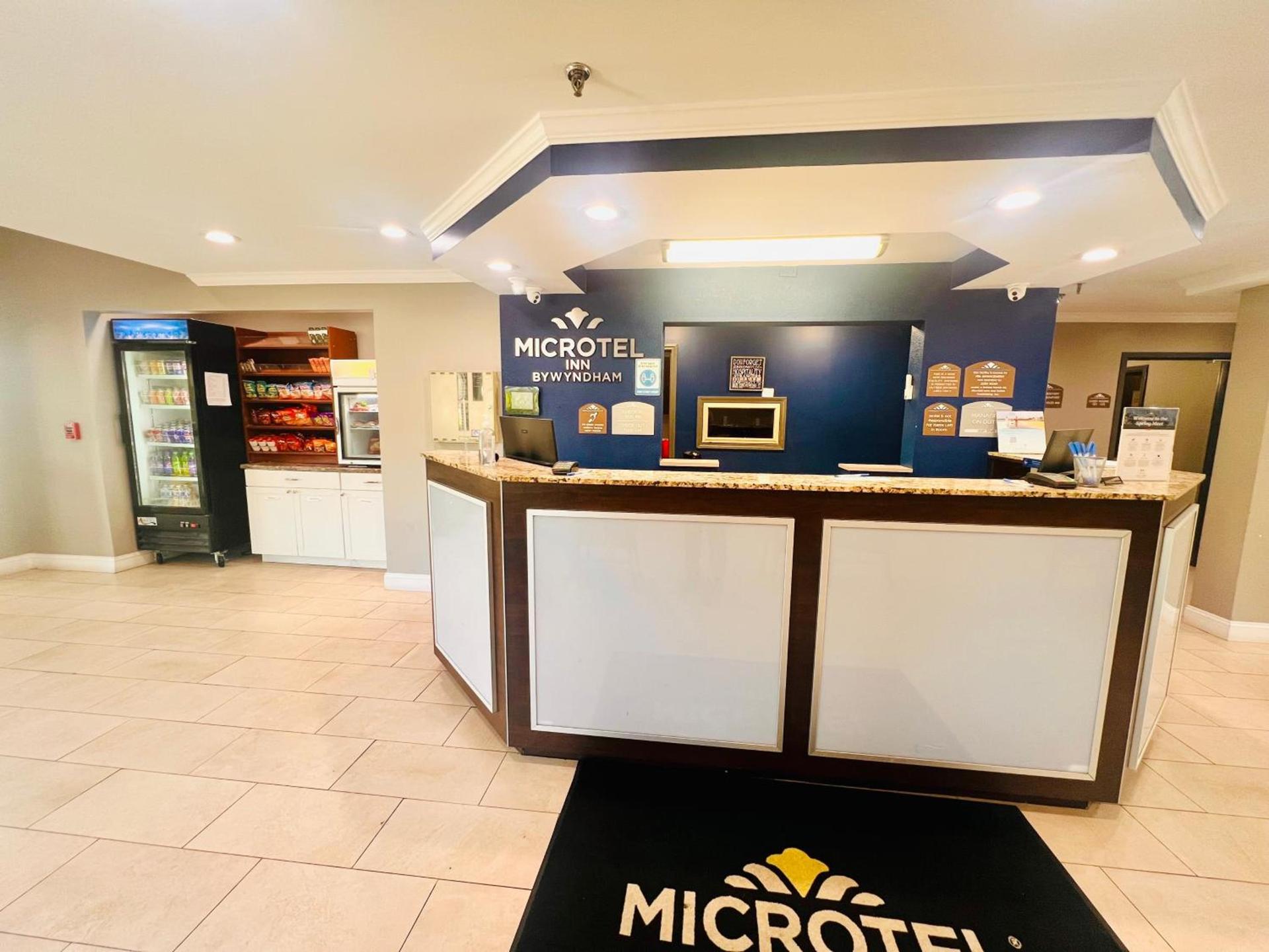 Microtel Inn by Wyndham Lexington photo 24
