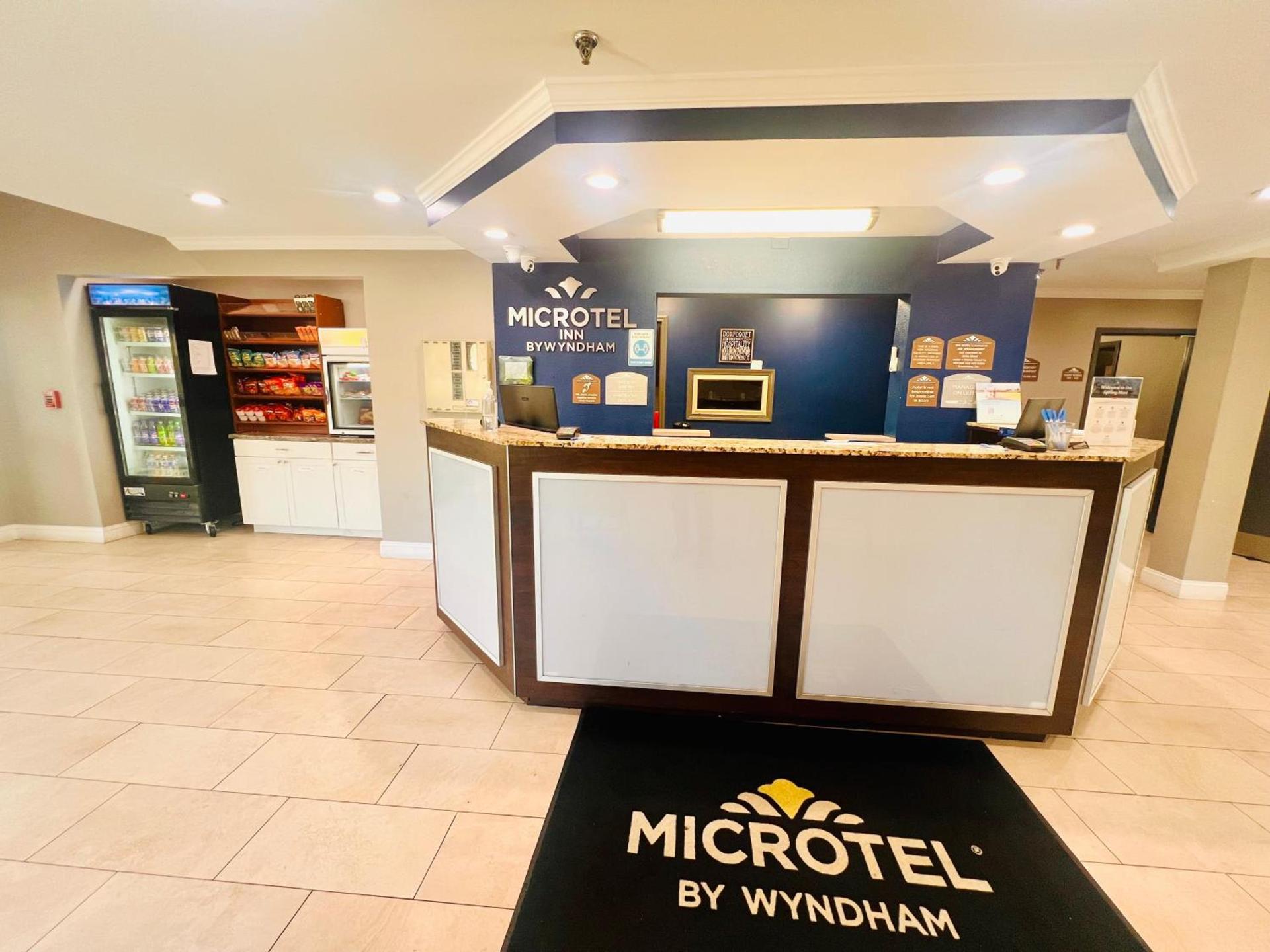 Microtel Inn by Wyndham Lexington photo 33