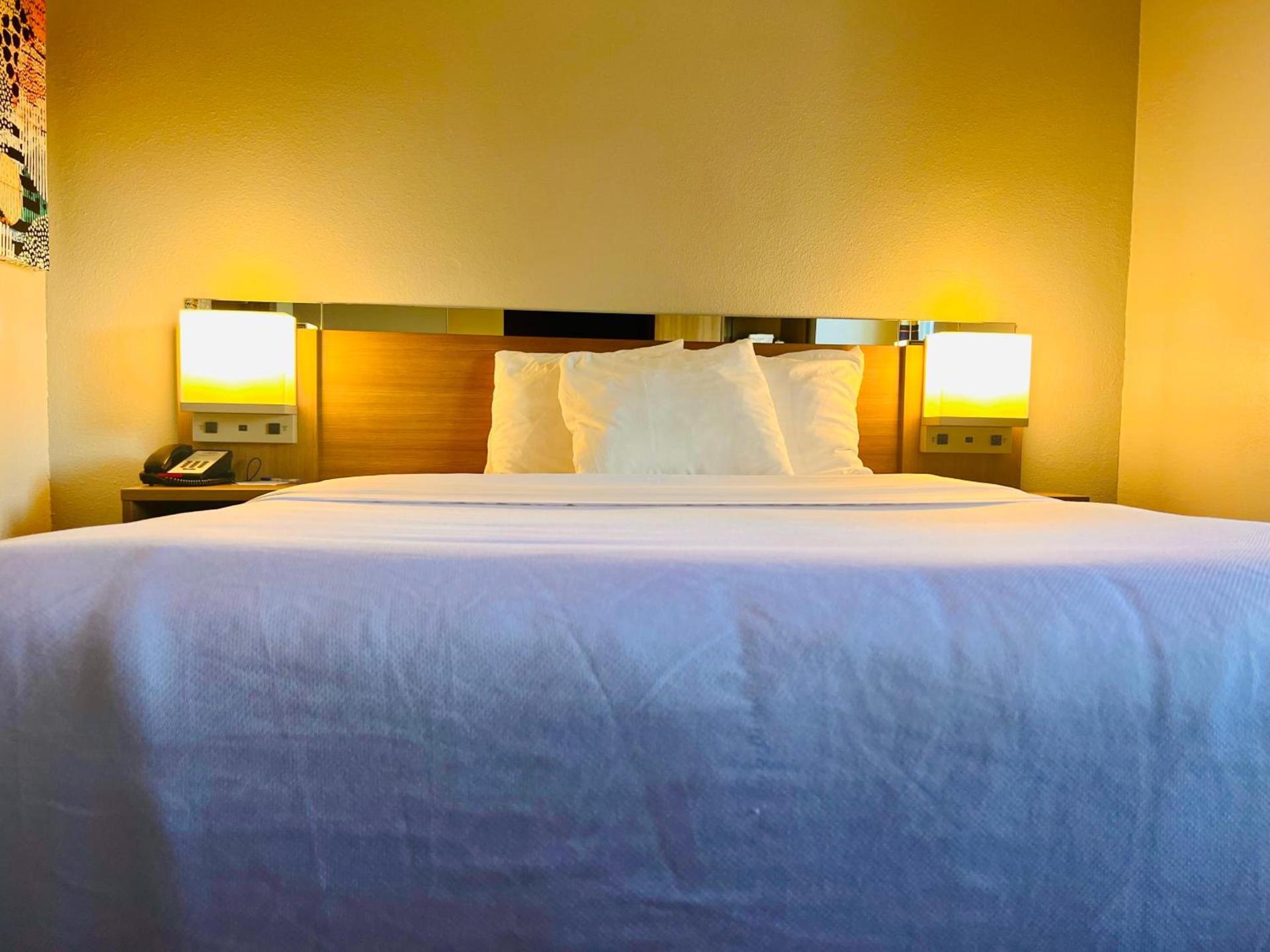 Microtel Inn by Wyndham Lexington photo 38