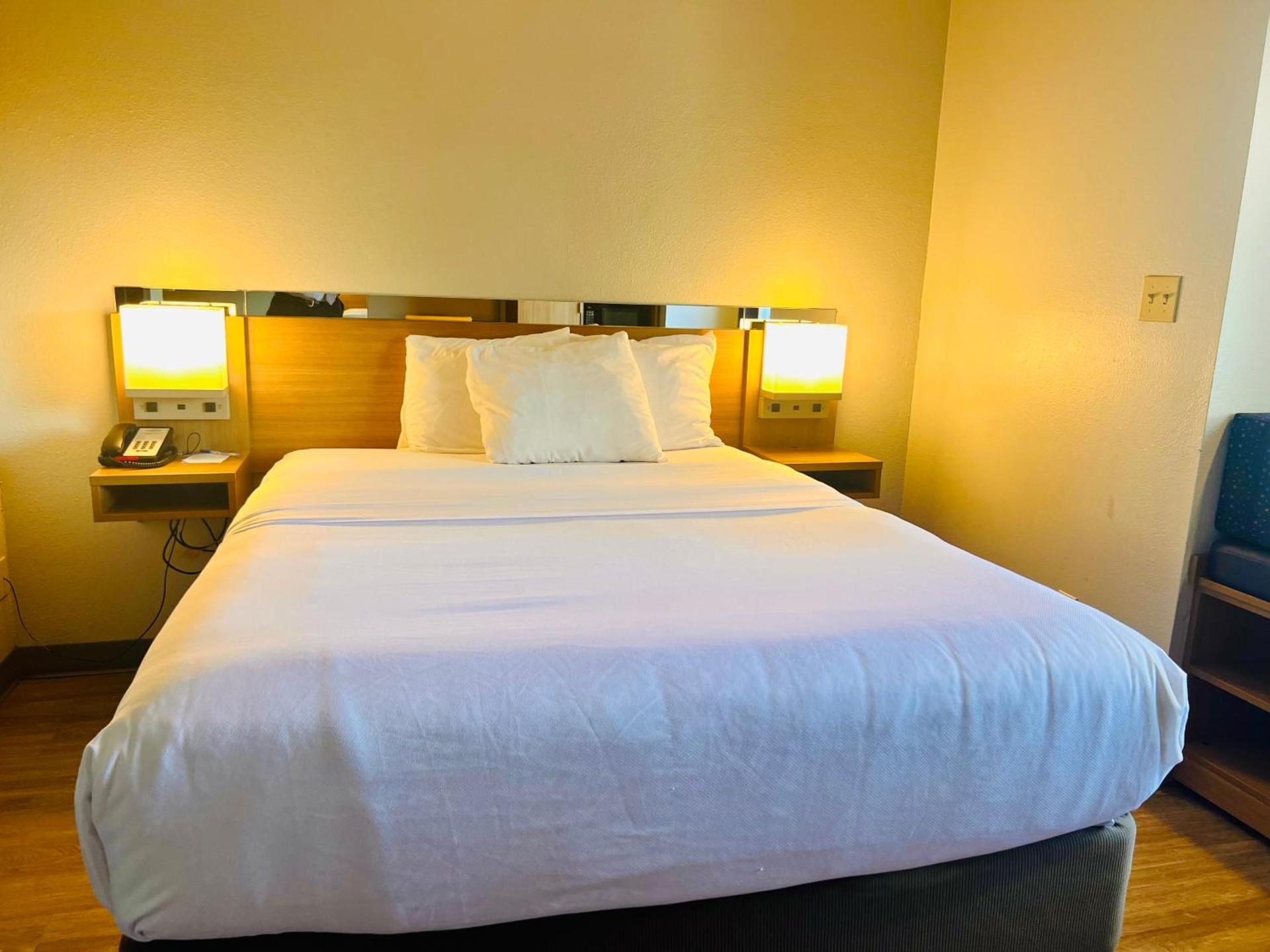 Microtel Inn by Wyndham Lexington photo 31