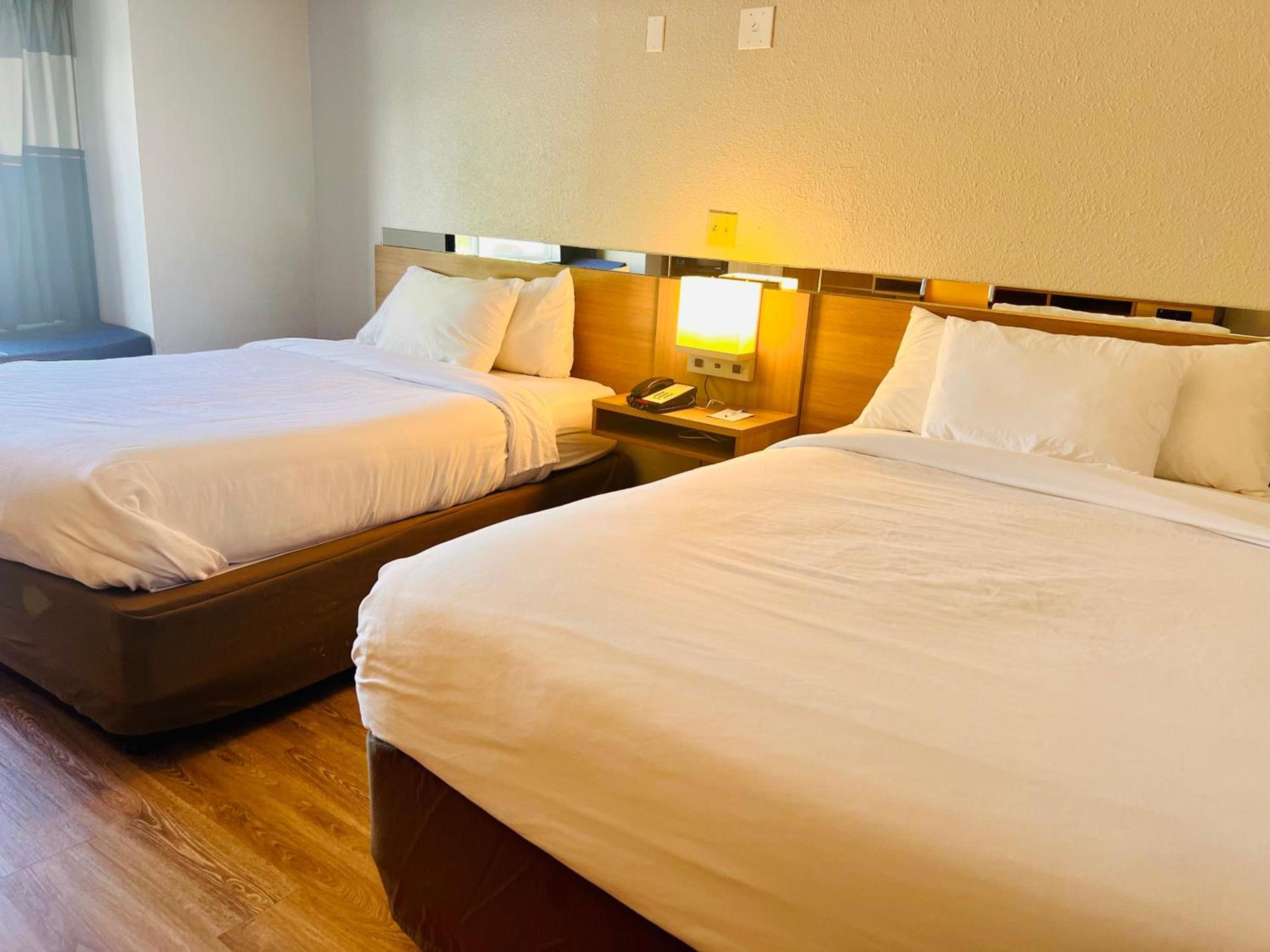 Microtel Inn by Wyndham Lexington photo 46