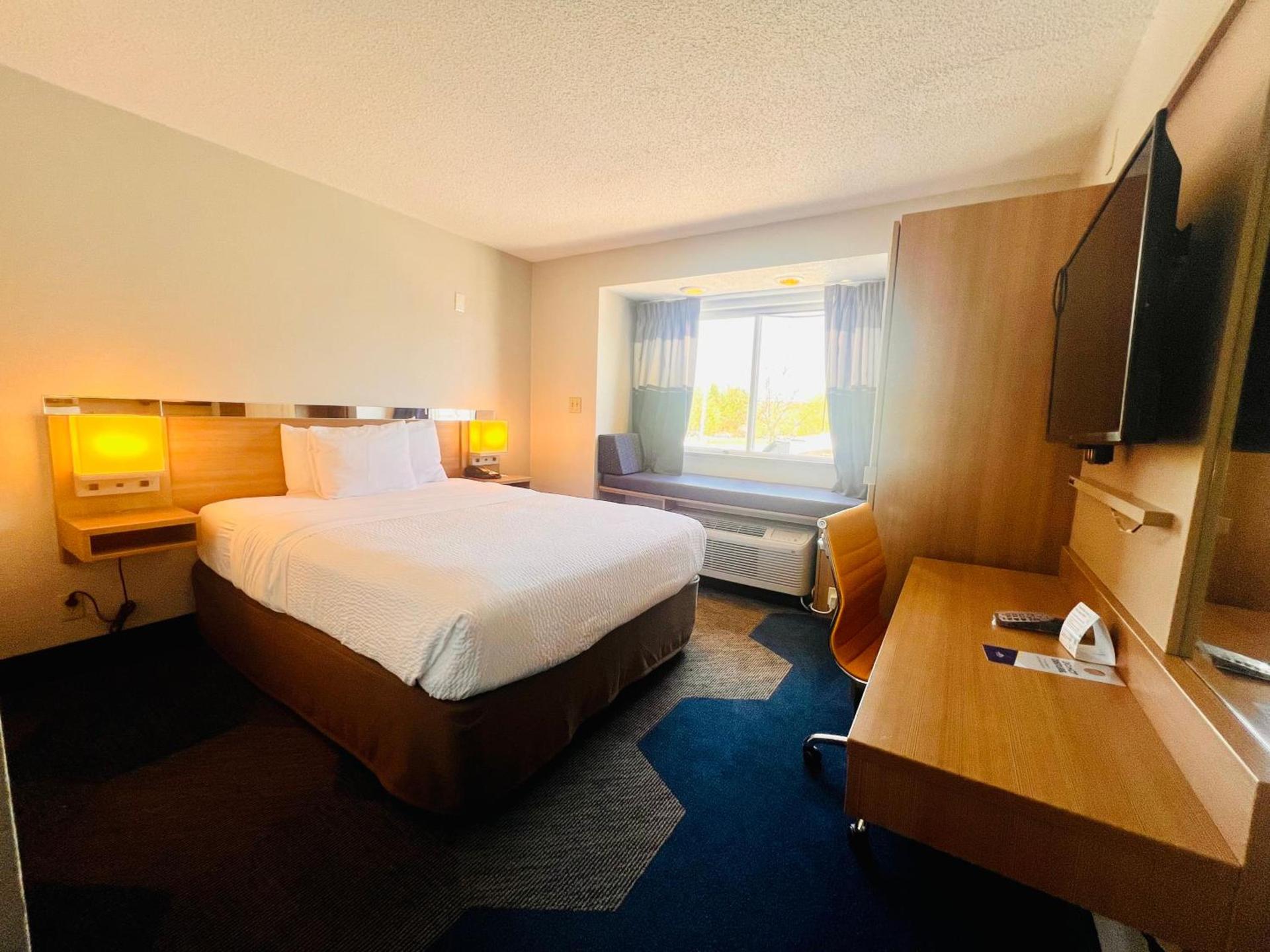 Microtel Inn by Wyndham Lexington photo 67