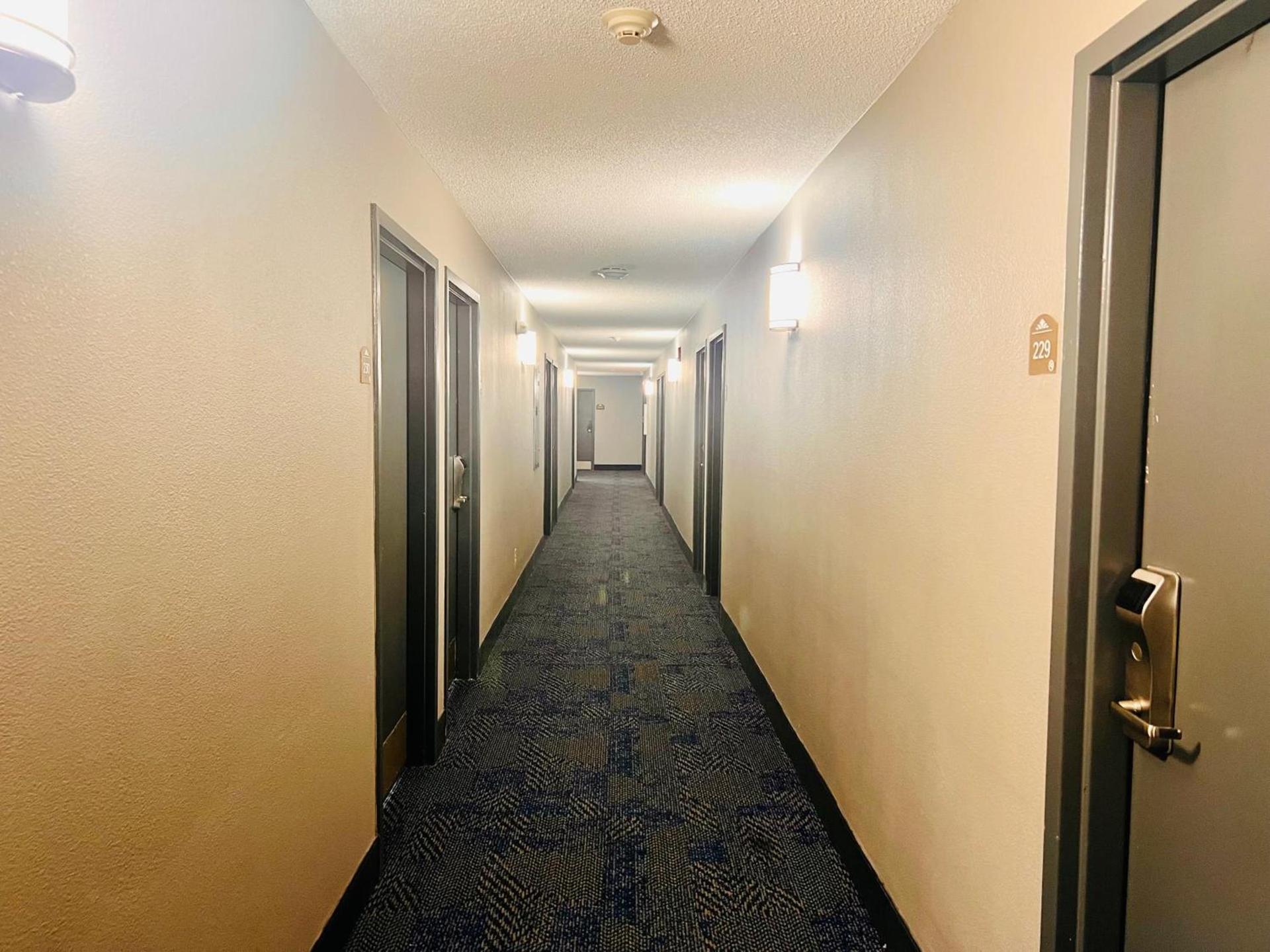 Microtel Inn by Wyndham Lexington photo 72
