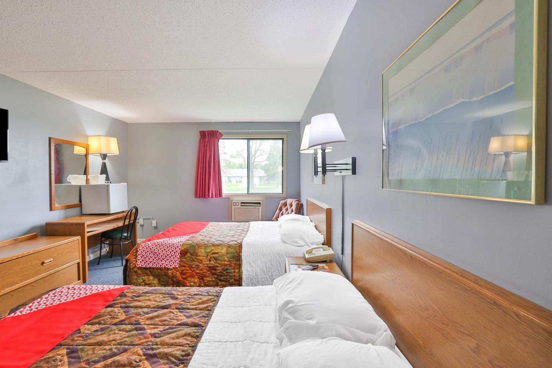 OYO Hotel Pipestone MN, Canterbury Park photo 48