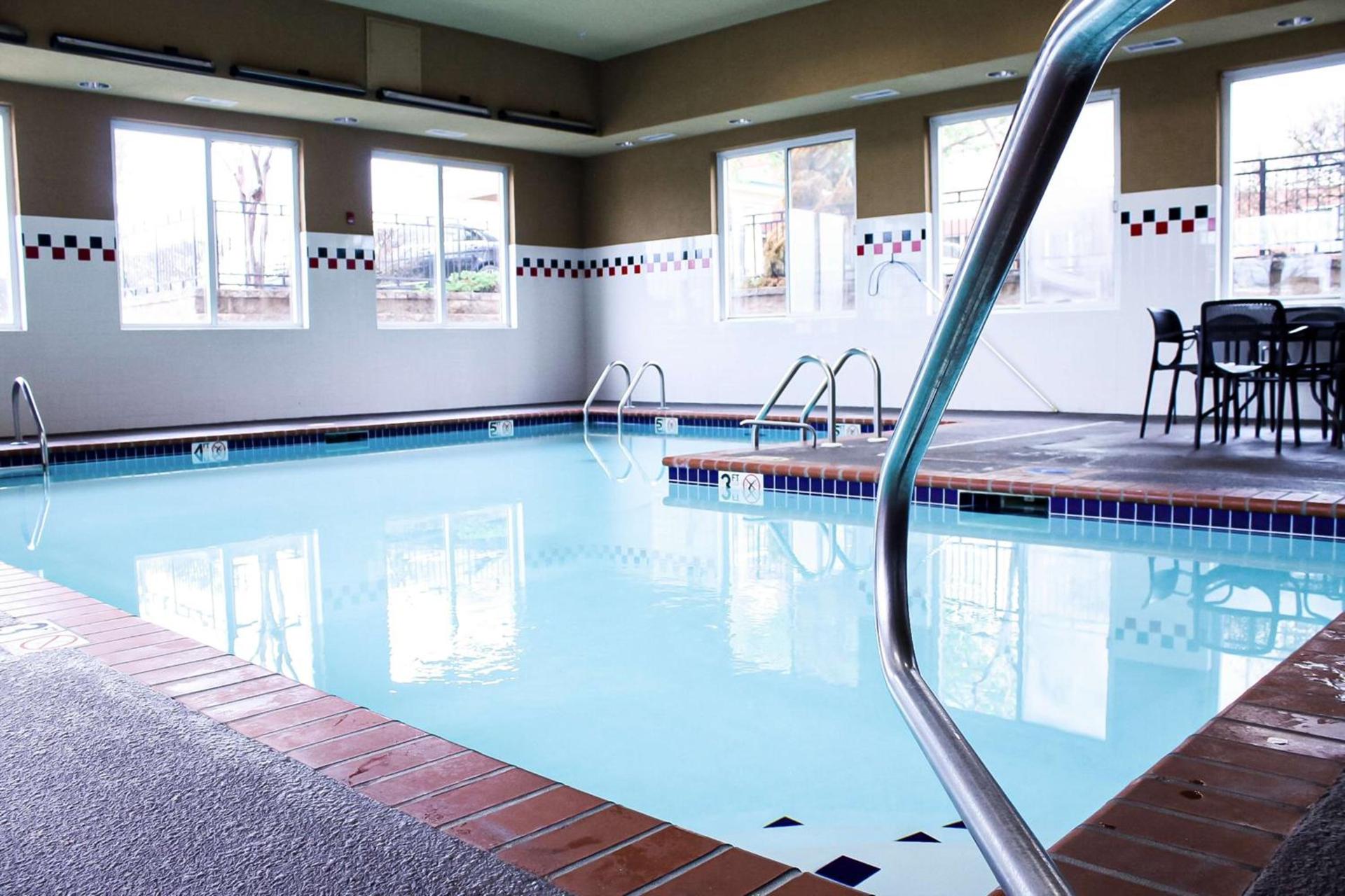 Hampton Inn Oxford-West photo 13