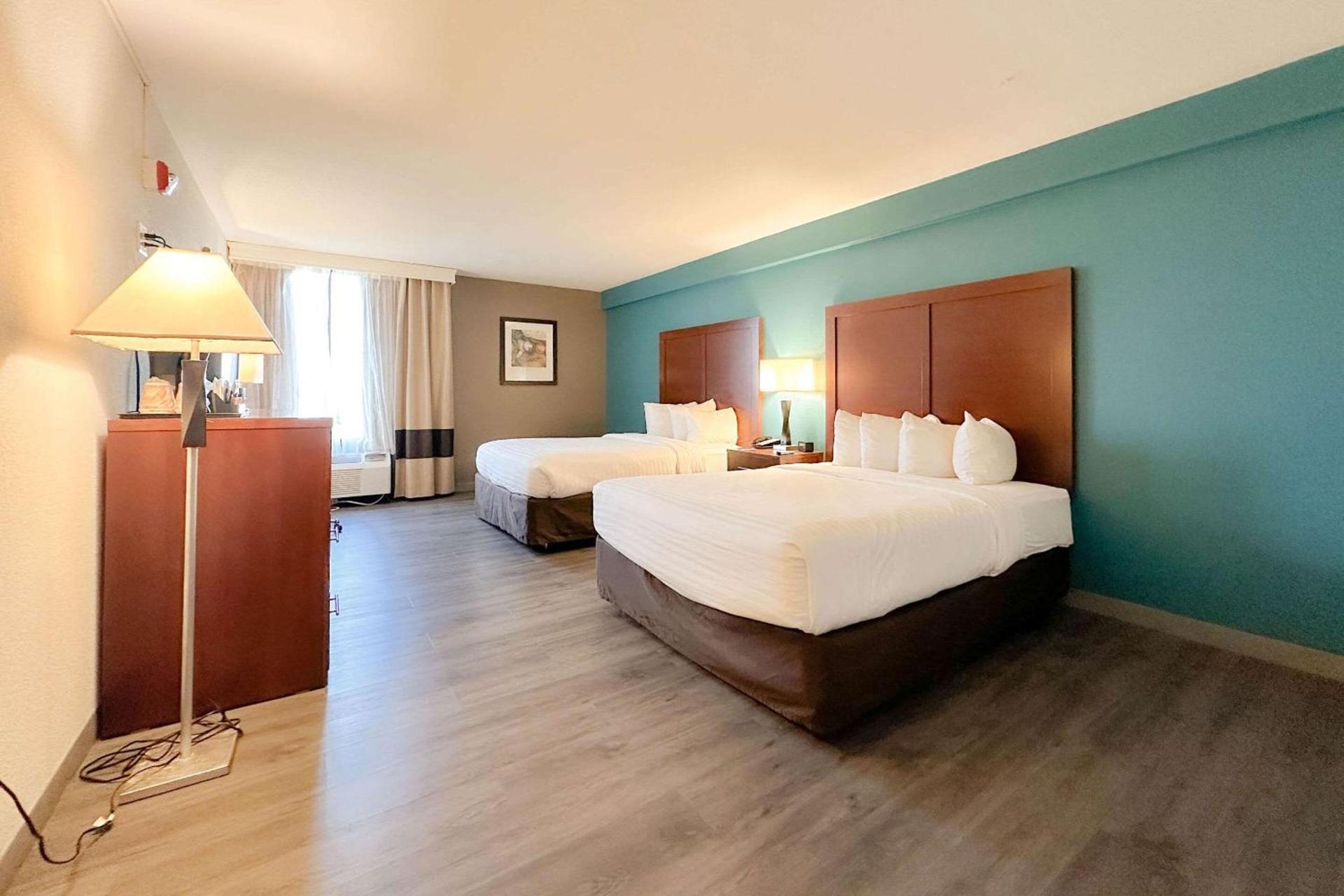 The Adventure Hotel by the Parks photo 32