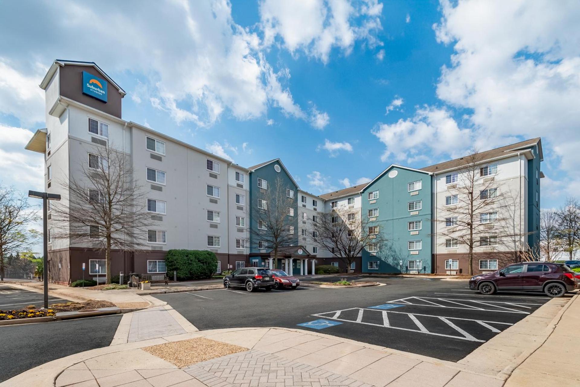 Suburban Studios Sterling - Washington Dulles photo 26