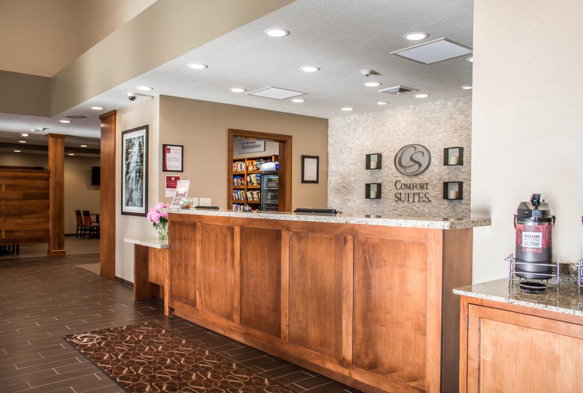 Comfort Suites Hartville-North Canton photo 14