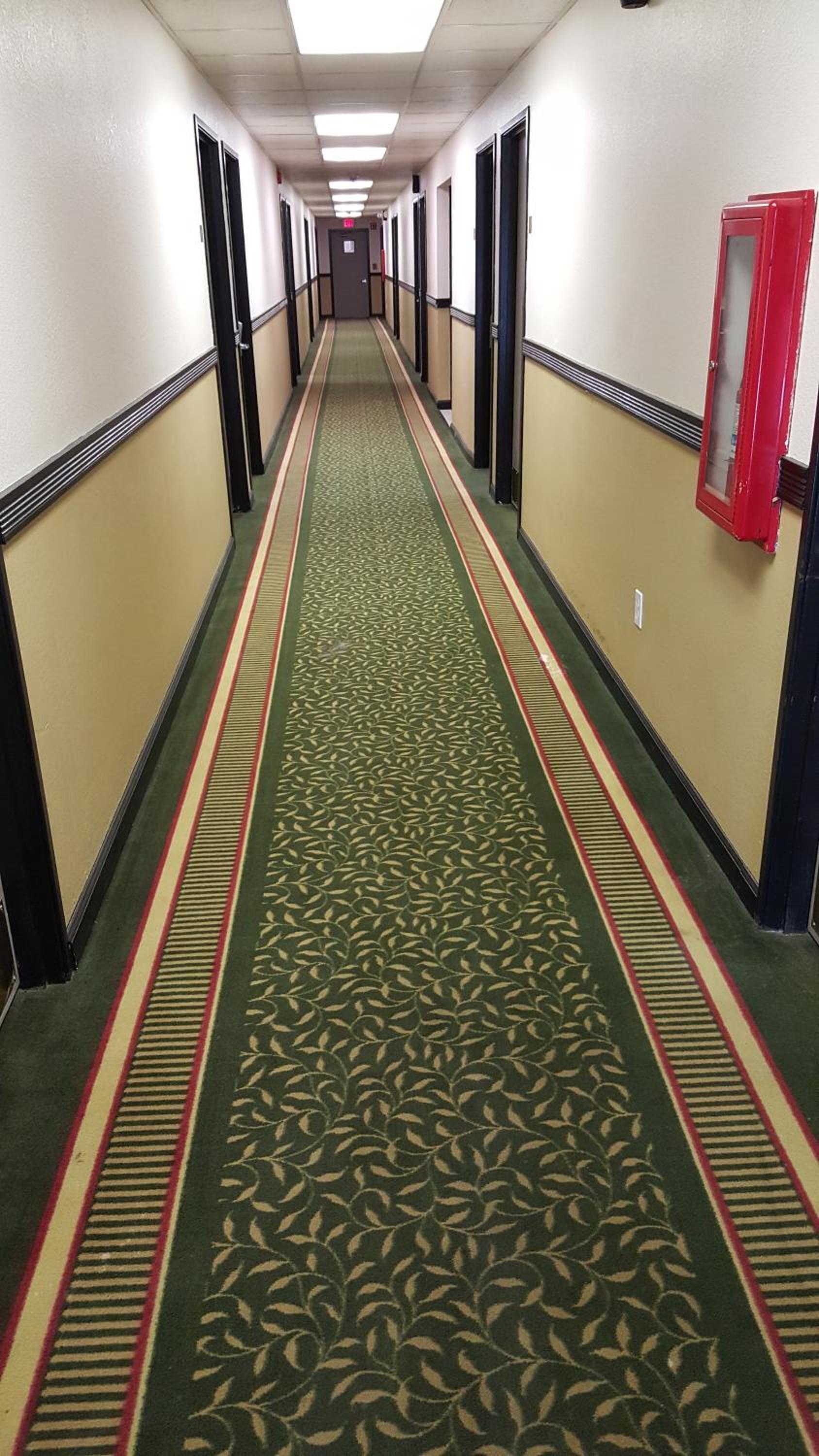 Gurnee Motel photo 26