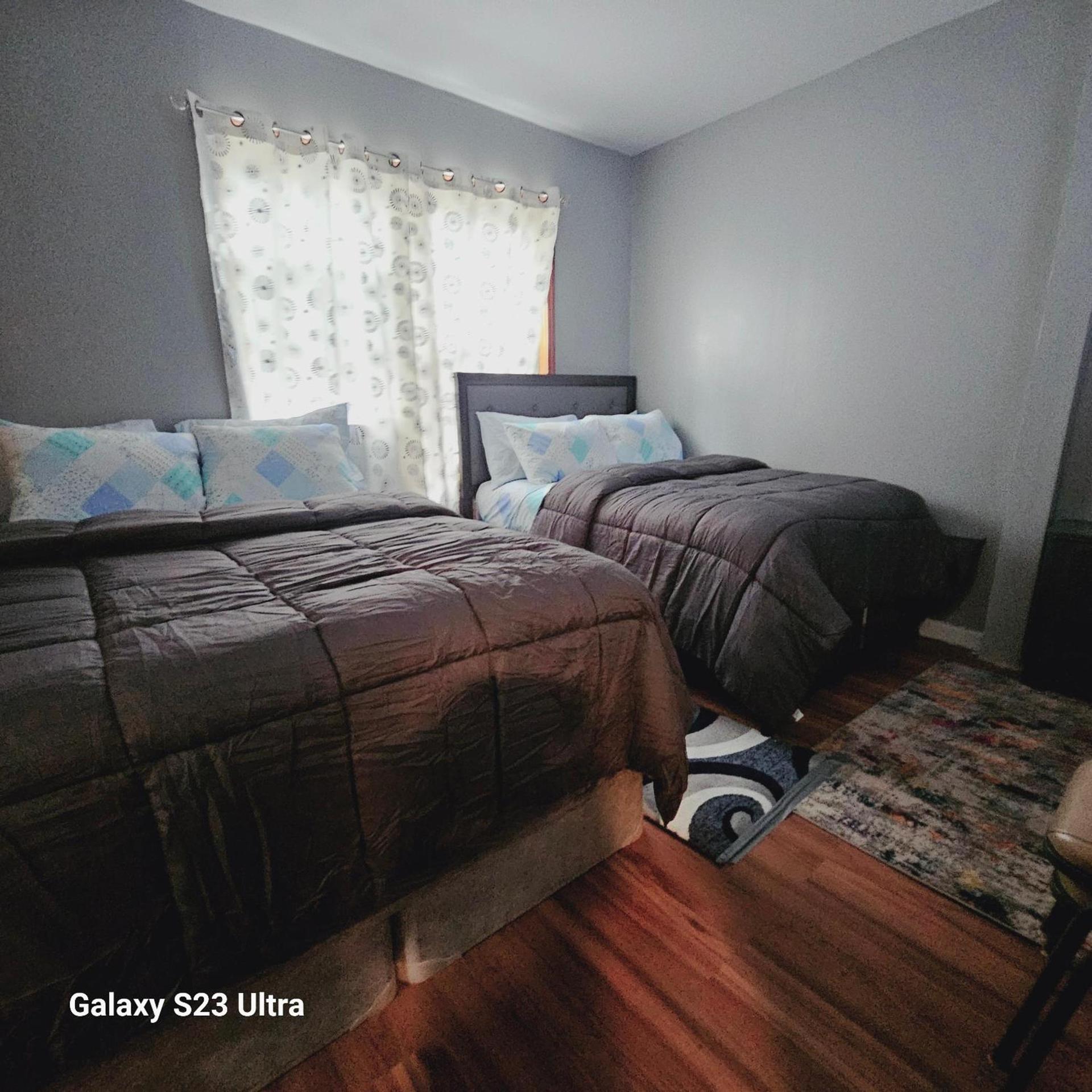 Divine Villa Guest House Harper Ave WITH FREE PRIVATE PARKING photo 10