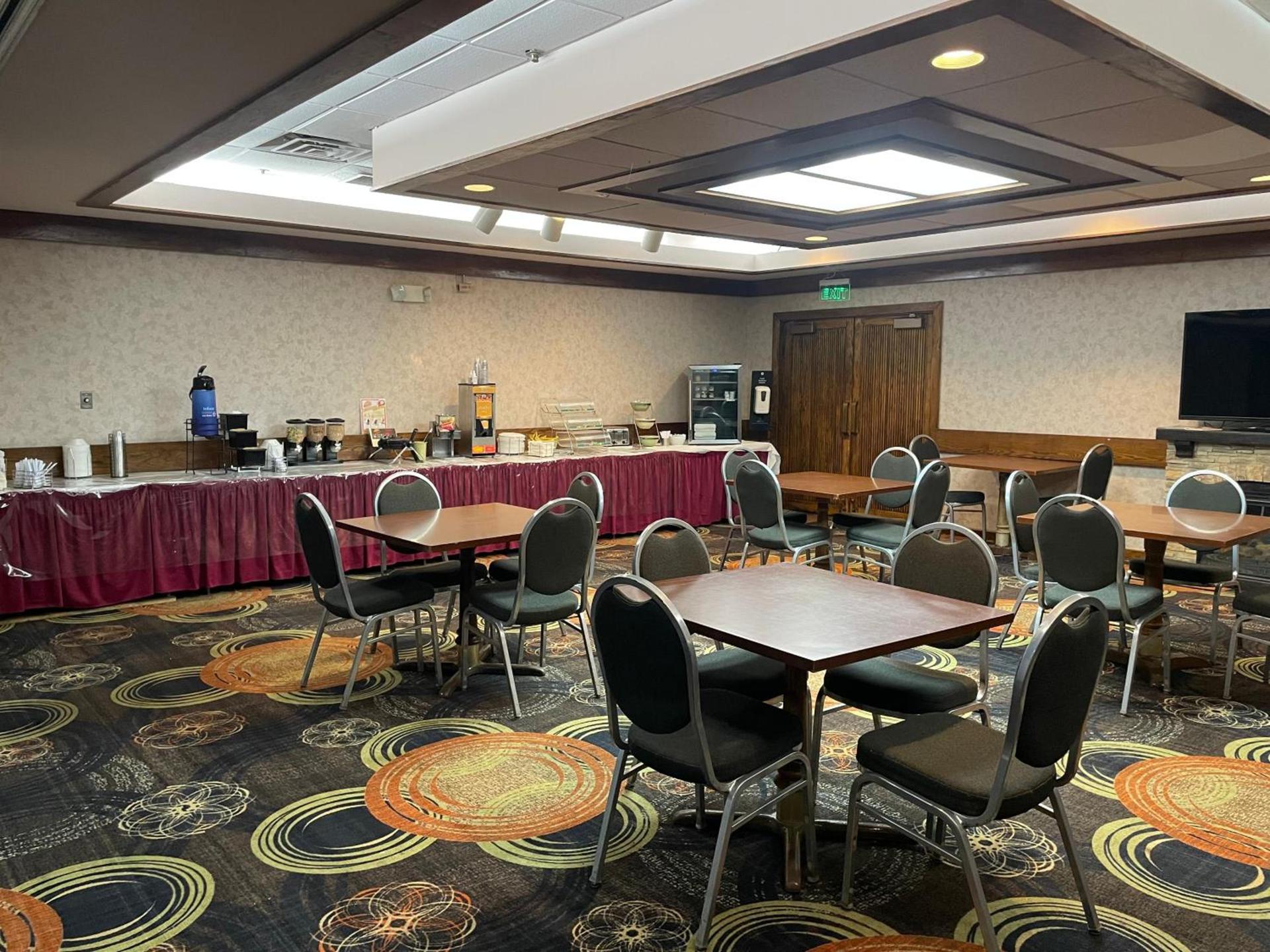 Quality Inn Conference Center Logansport photo 47
