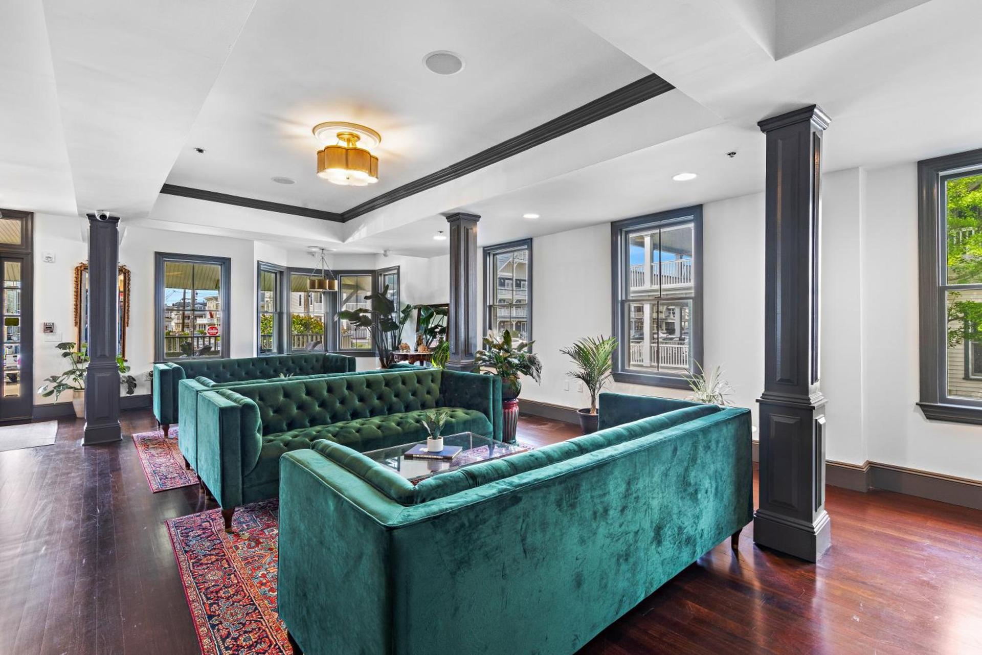 Majestic Hotel photo 7