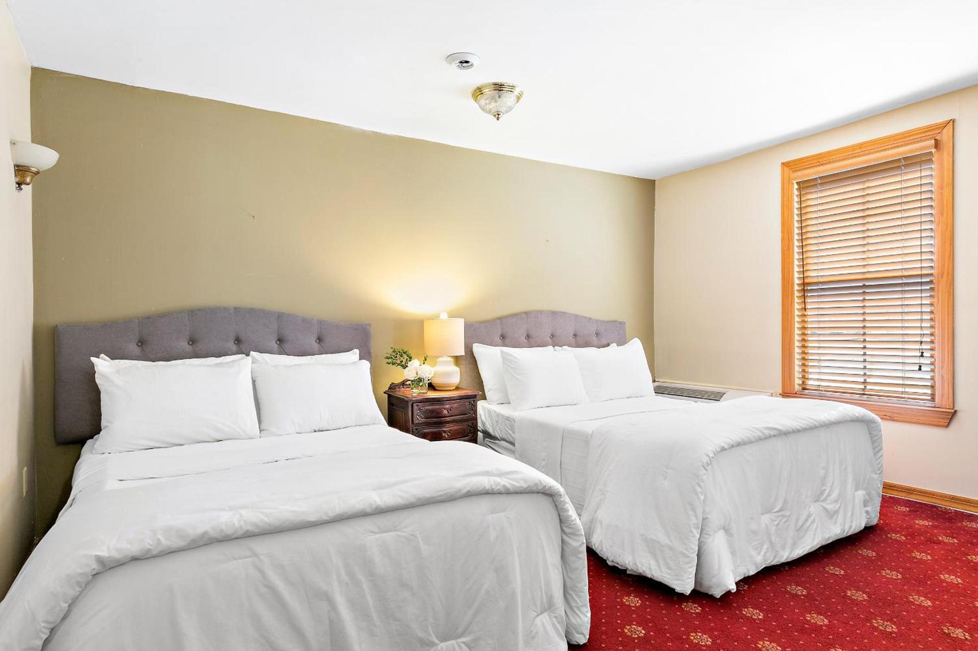 Majestic Hotel photo 23