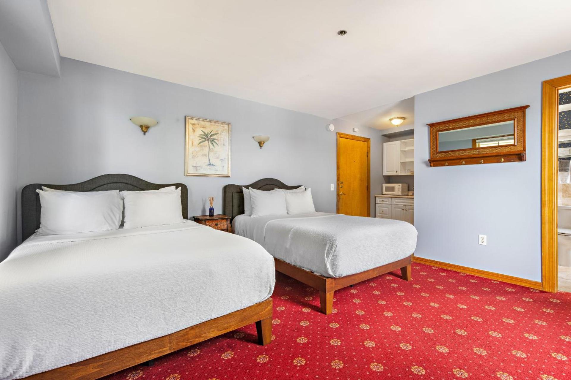 Majestic Hotel photo 28