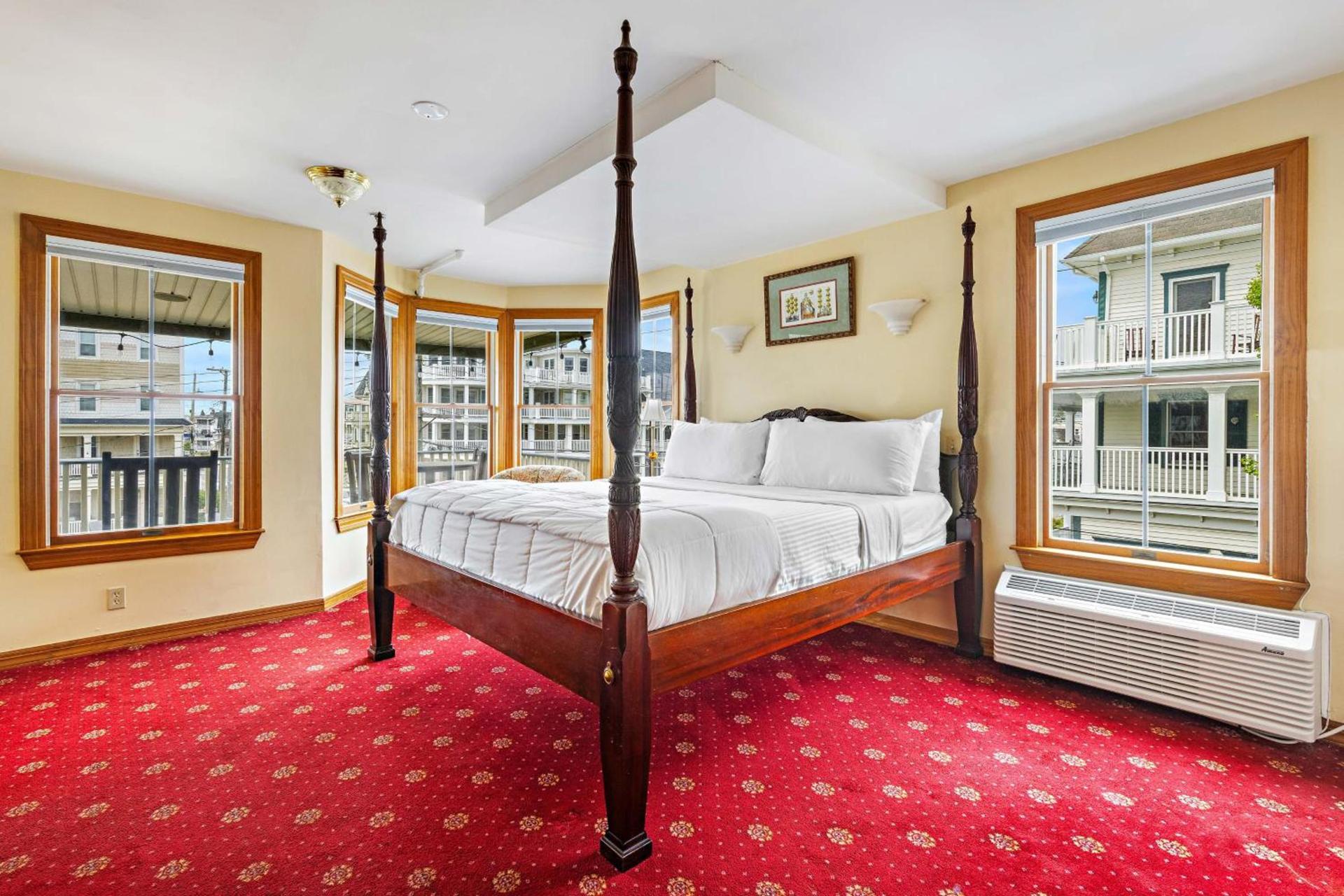 Majestic Hotel photo 34