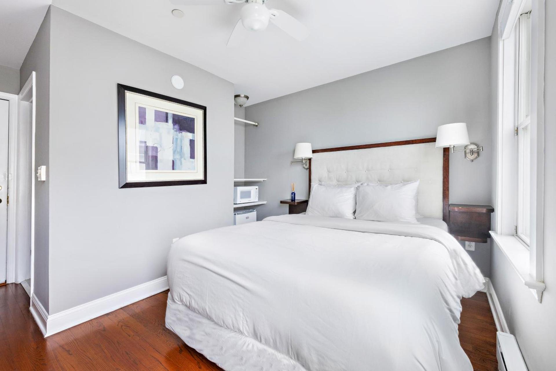 Majestic Hotel photo 41