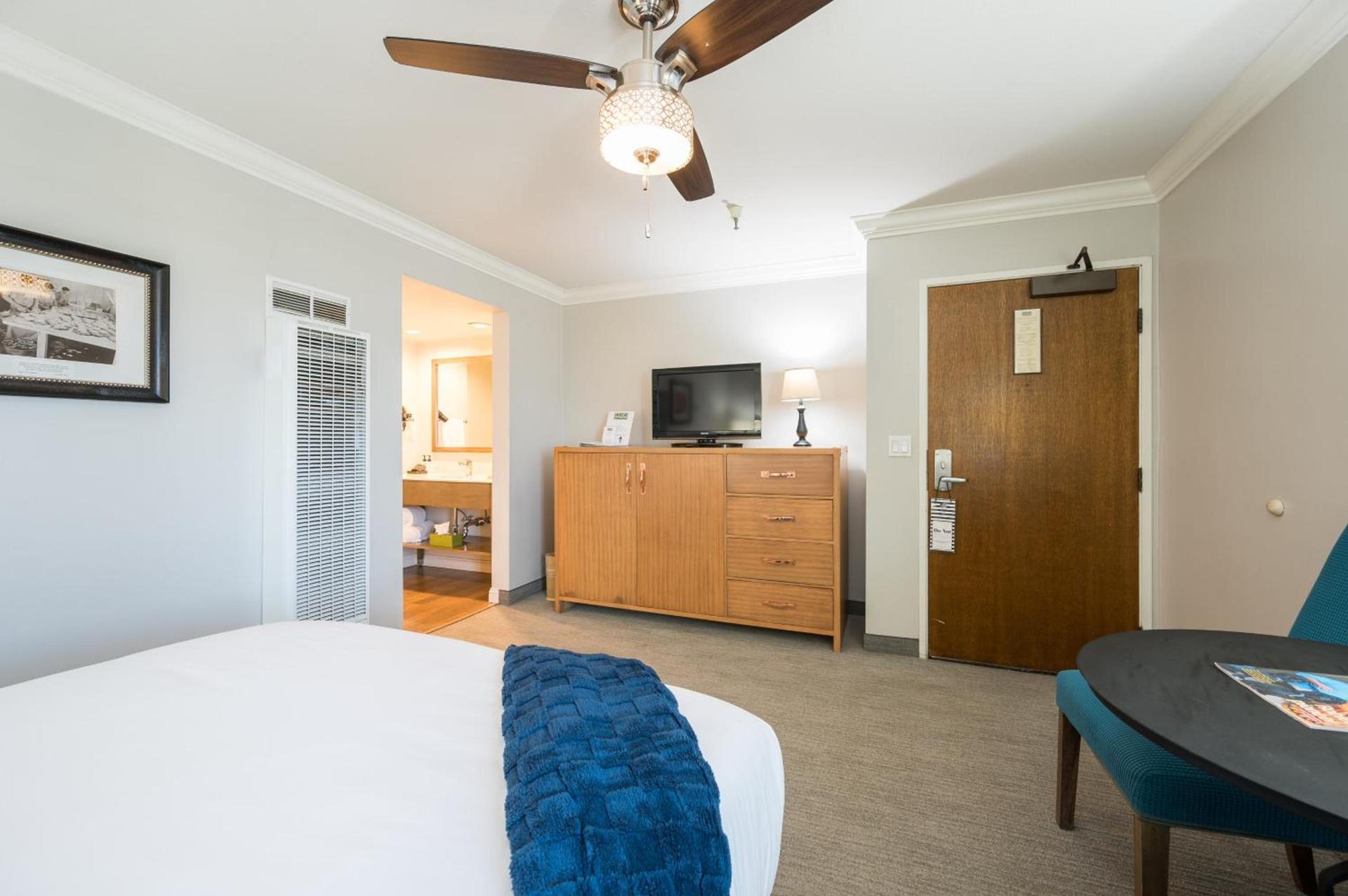 456 Embarcadero Inn & Suites photo 67