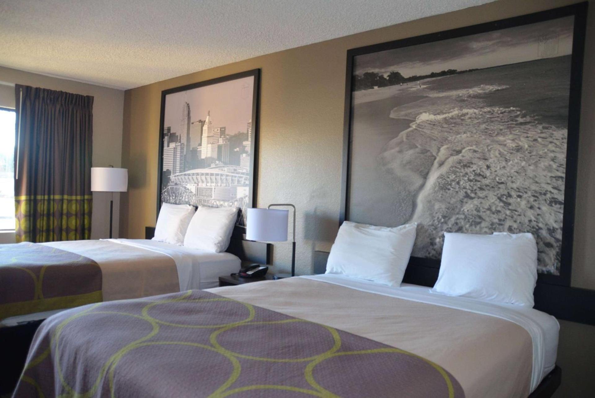 Super 8 by Wyndham Fredericksburg photo 6