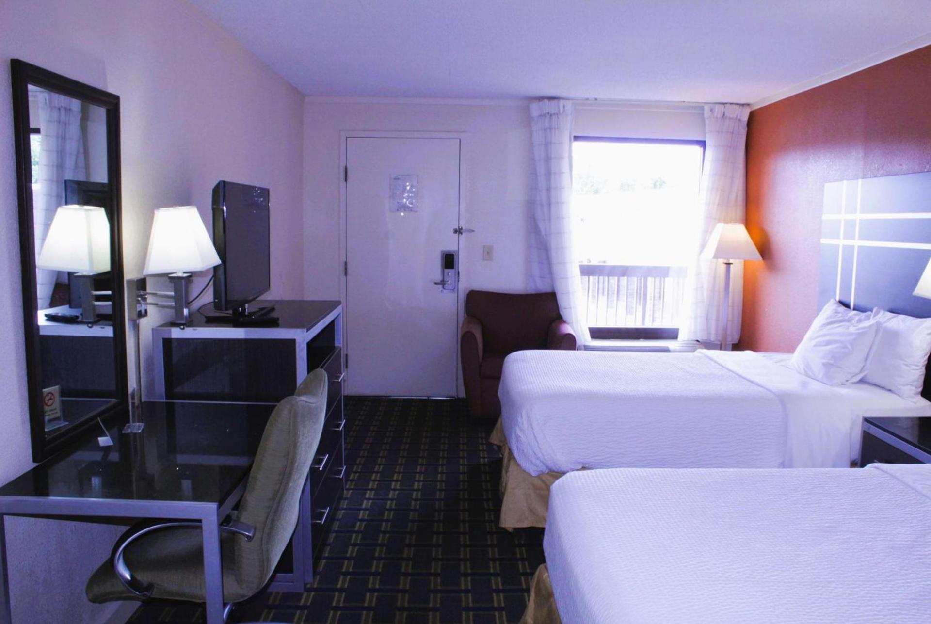 Days Inn by Wyndham Salem photo 27